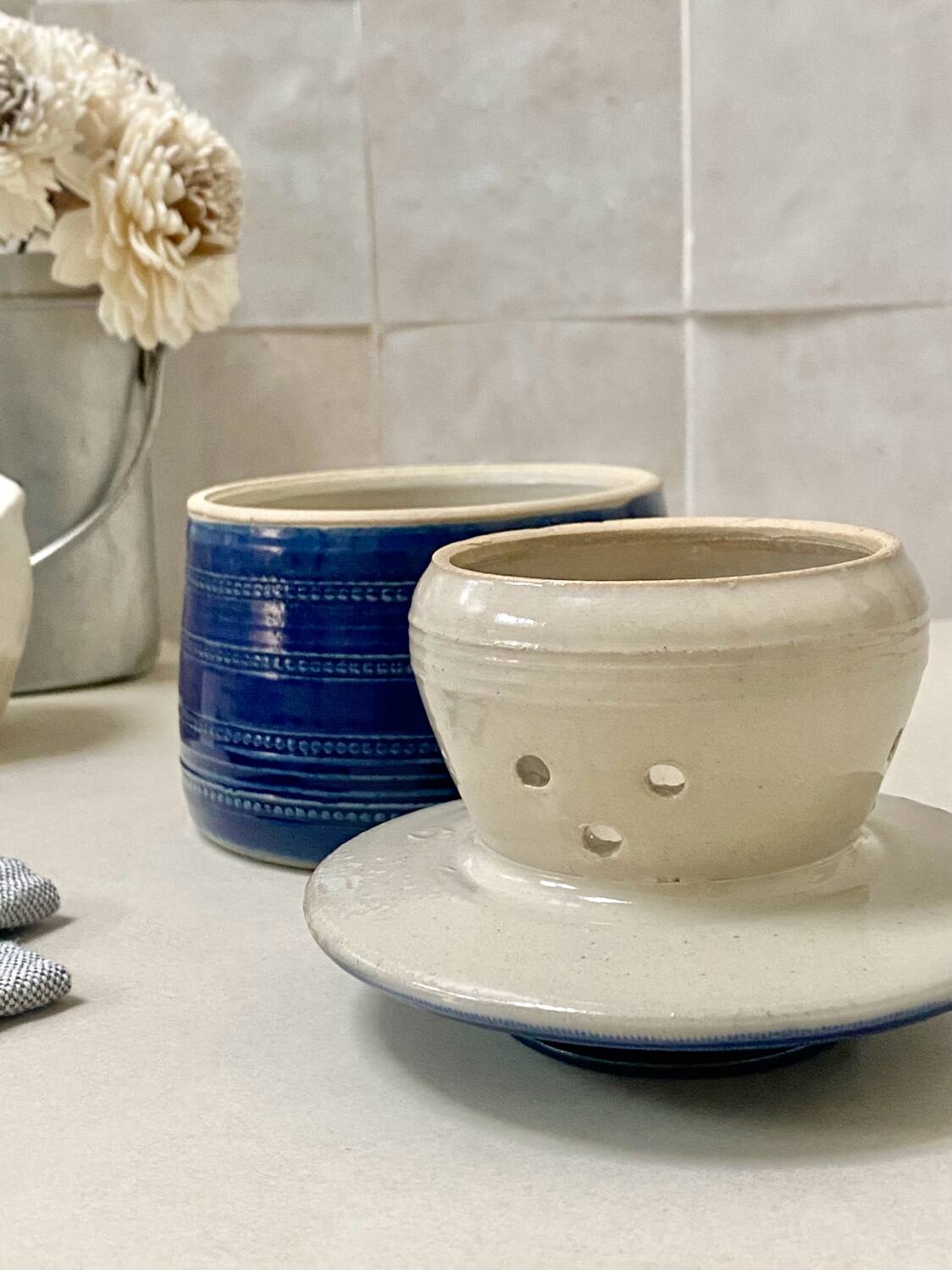 Butter dish