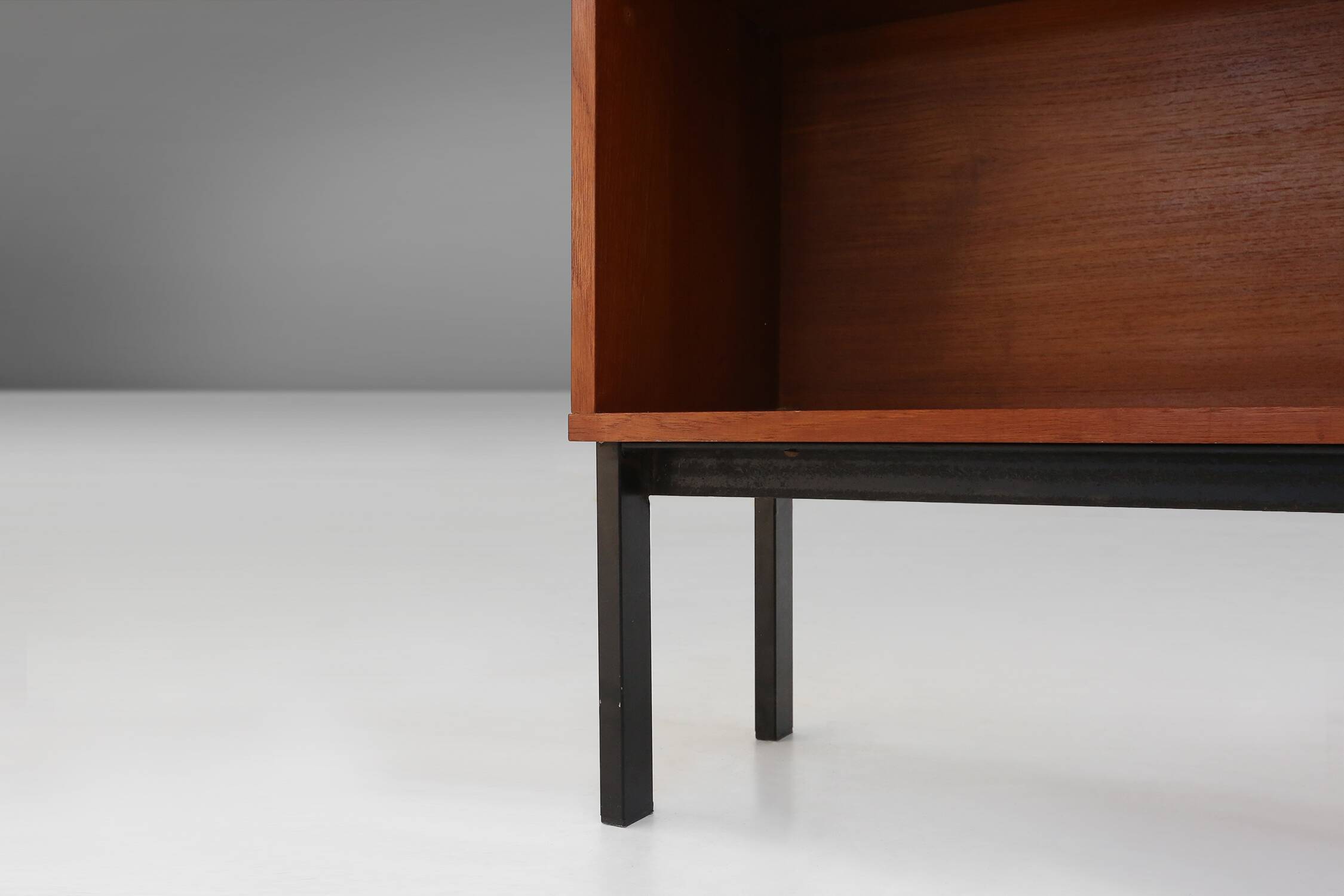 Mid-century cabinet 1960