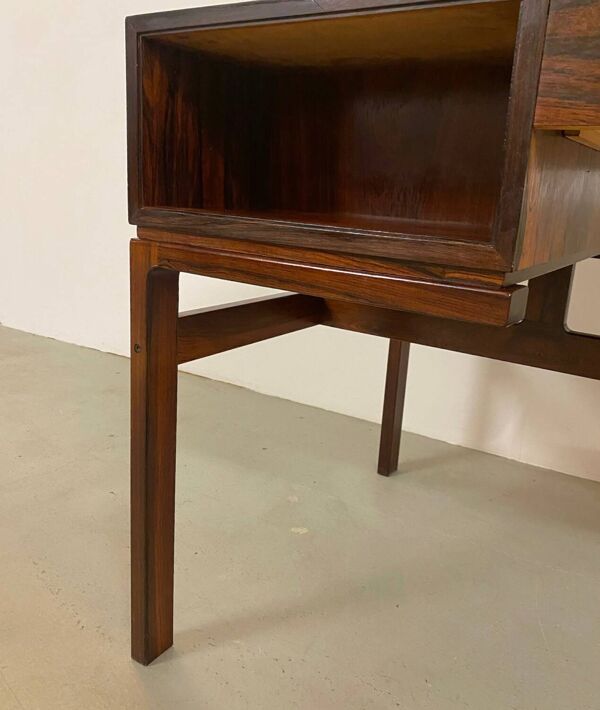 Bureau danois en palissandre par Arne Wahl Iversen années 60