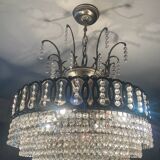 Lustre cascade de pampilles en cristal et bronze argenté