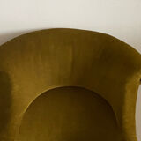 Green velvet toad armchair