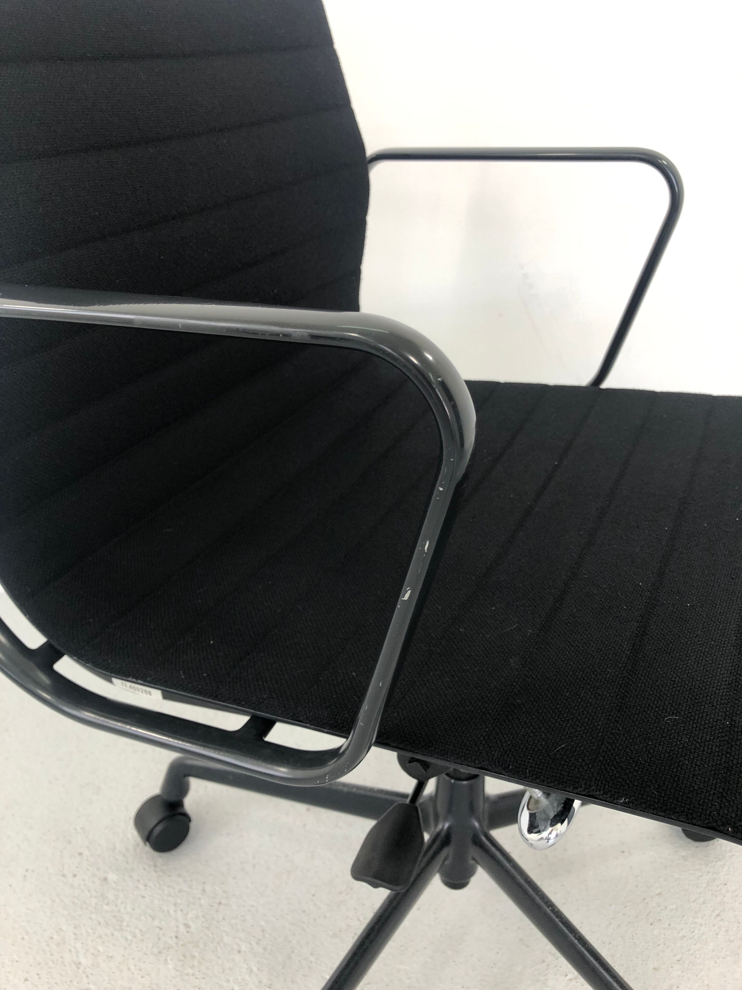 Aluminum black model EA 117 swivel chair by Charles & Ray Eames for Vitra