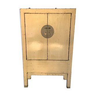 Chinese lay cabinet