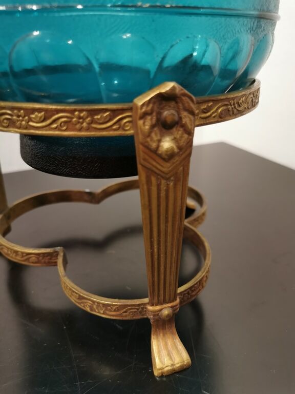 Art deco-style photophore