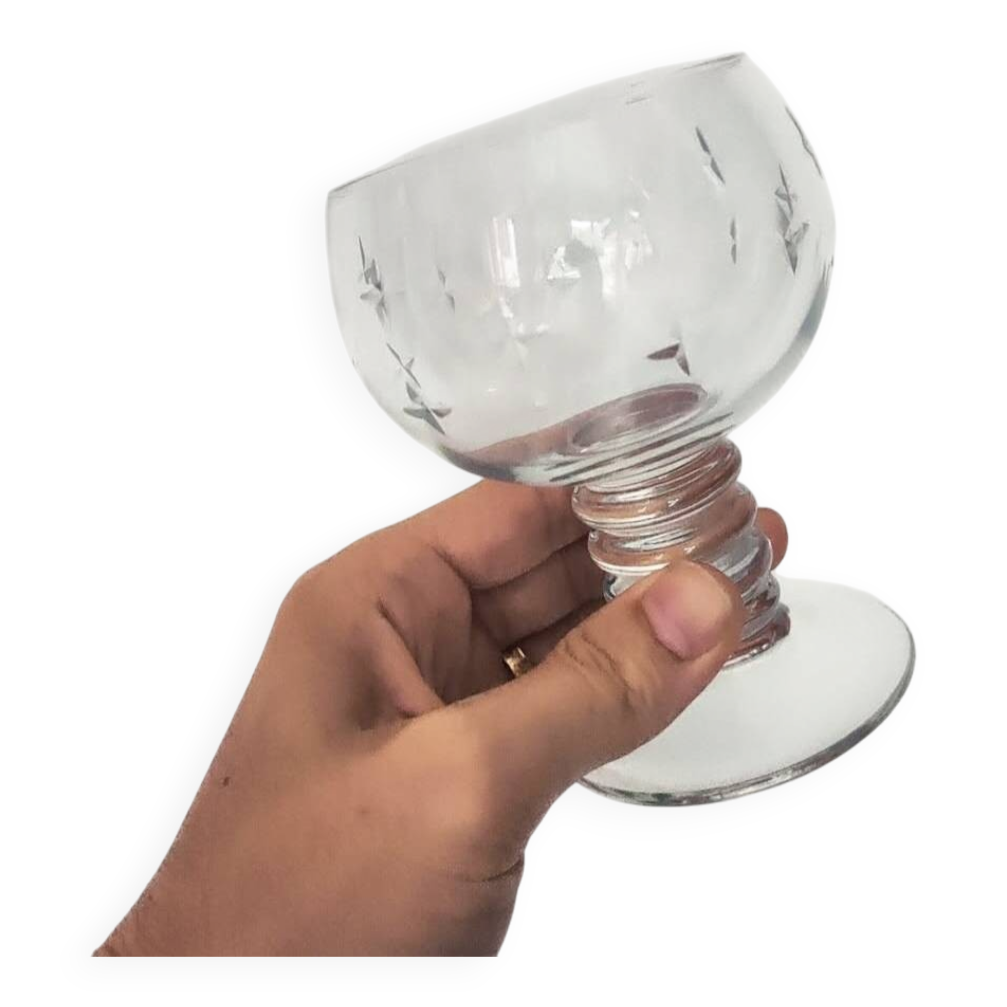 Set of 8 wine glasses