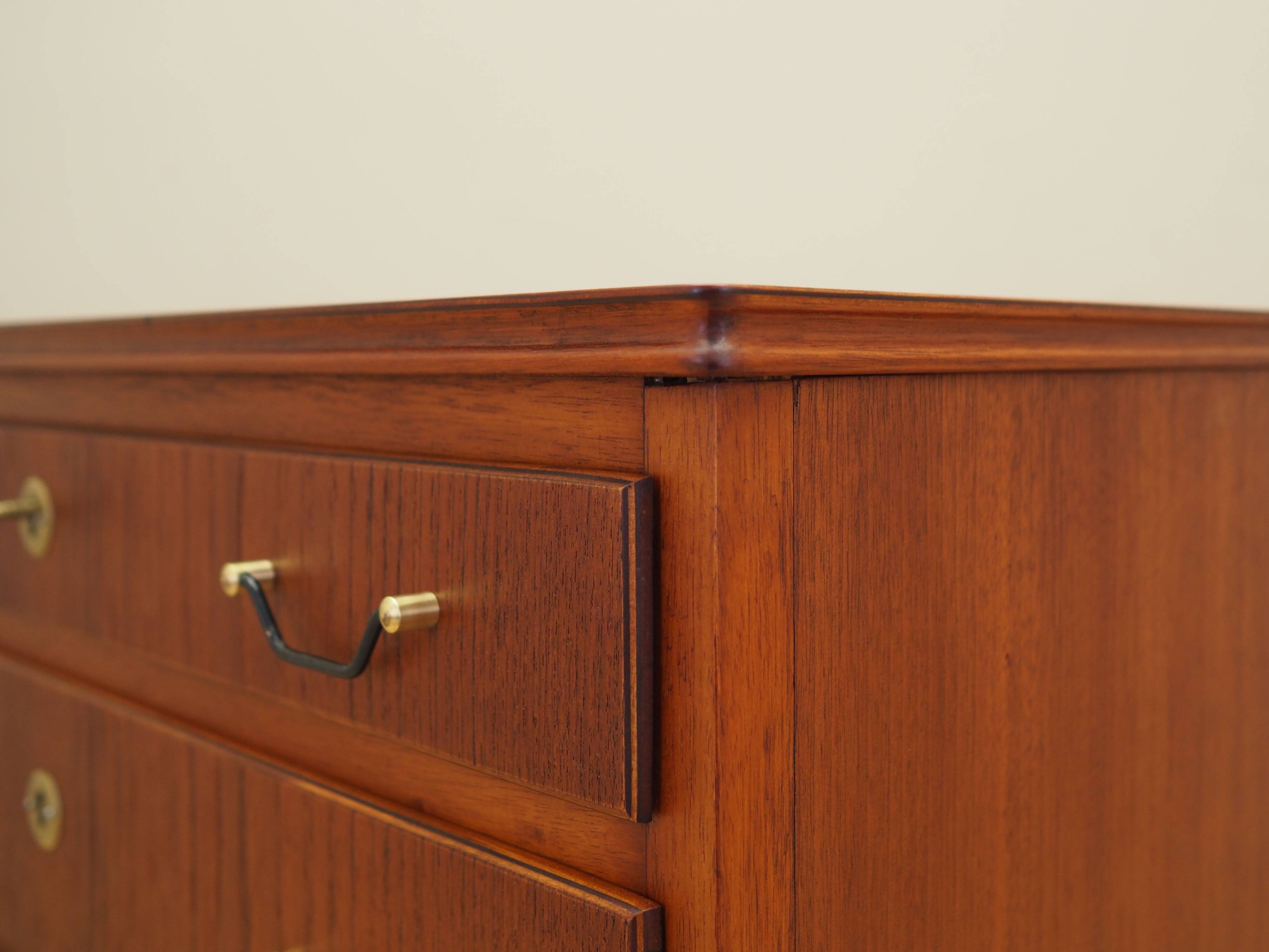 Commode en teck, design danois, années 1970, fabrication : Danemark
