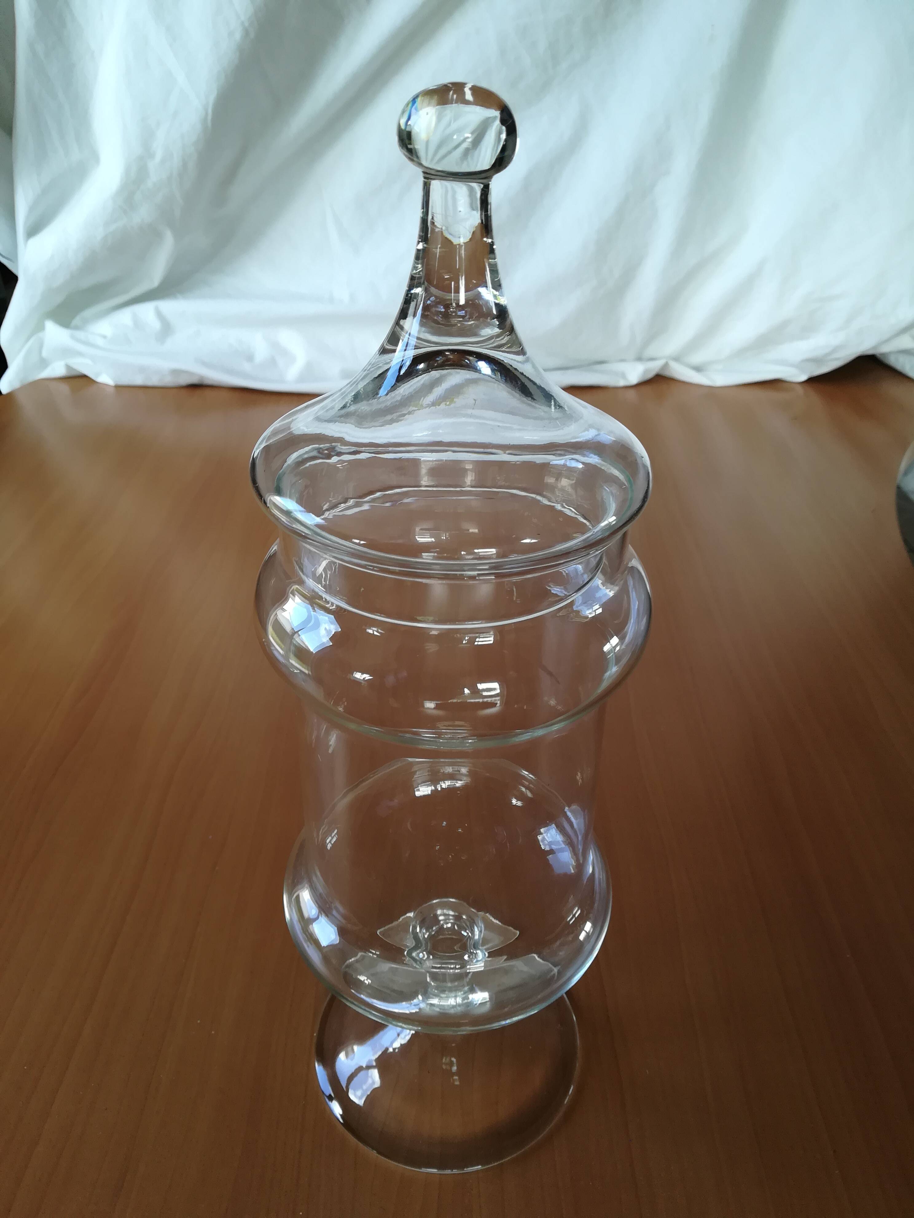 Apothecary jar Candy box on glass base