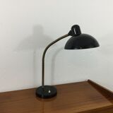 Lampe Kaiser Idell modèle 6561