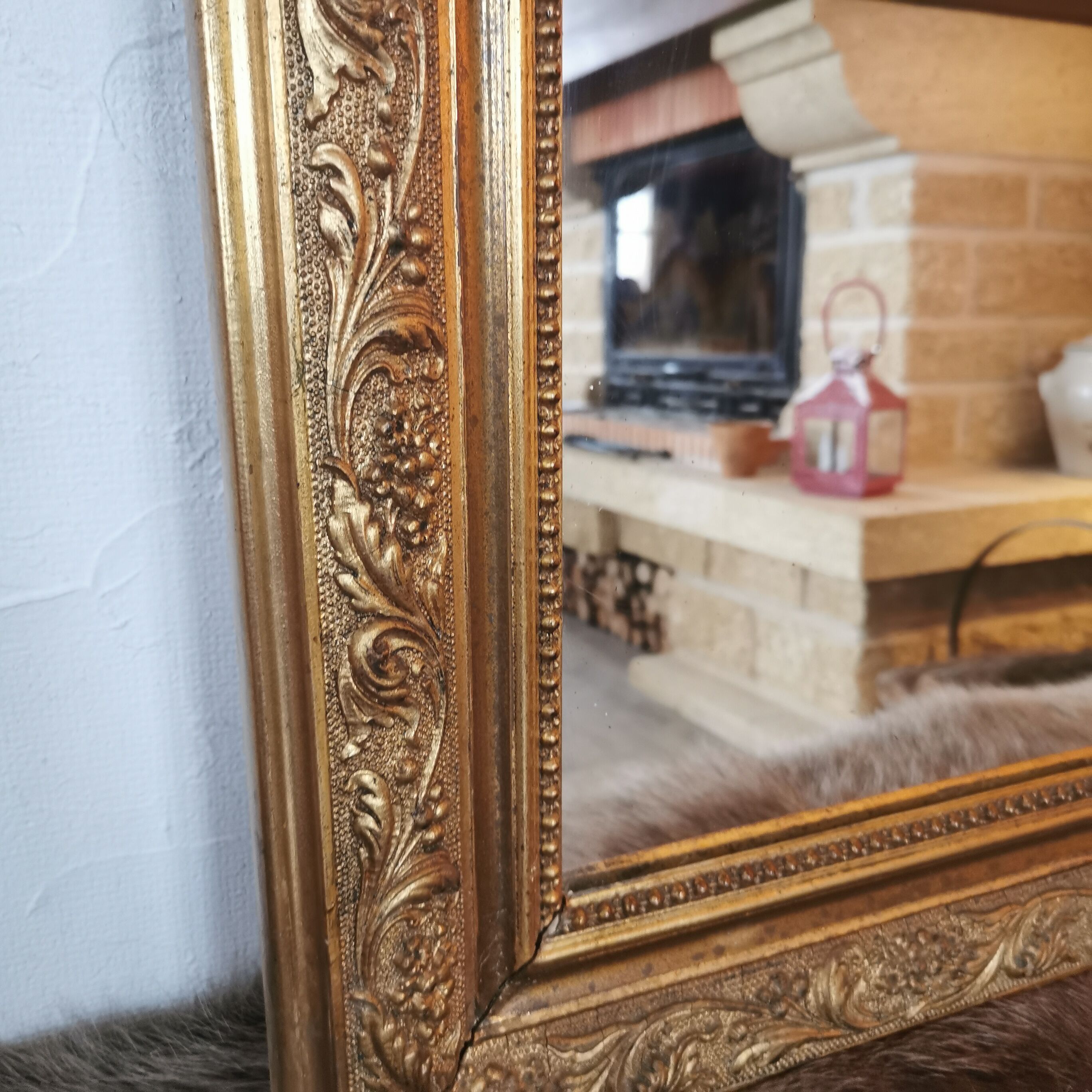 Antique gold leaf mirror 108 x 68 cm
