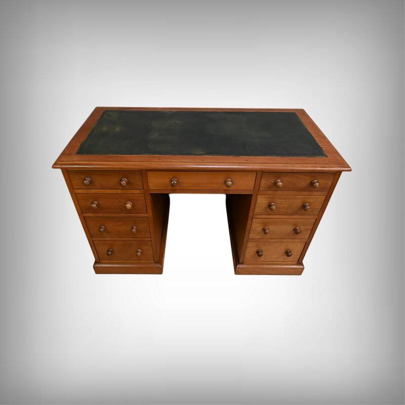 Victorian Mahogany Pedestal Desk, England – Late 19th Century
