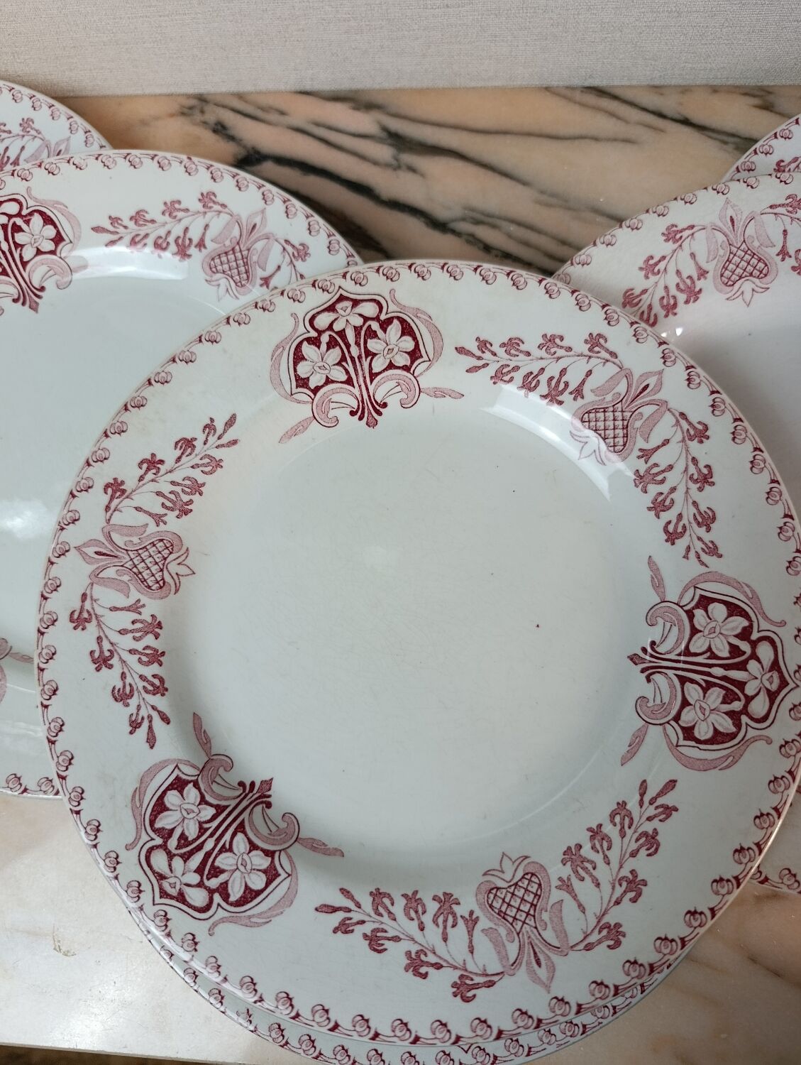 Flat plates Lunéville model Sébastopol With Lions of Faience