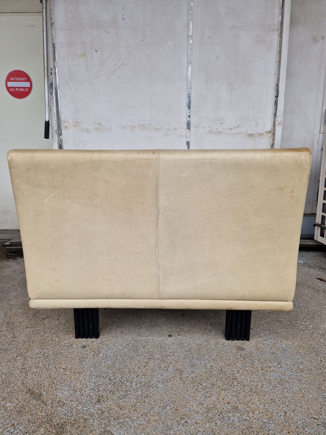 Salon vintage canapé et deux fauteuils