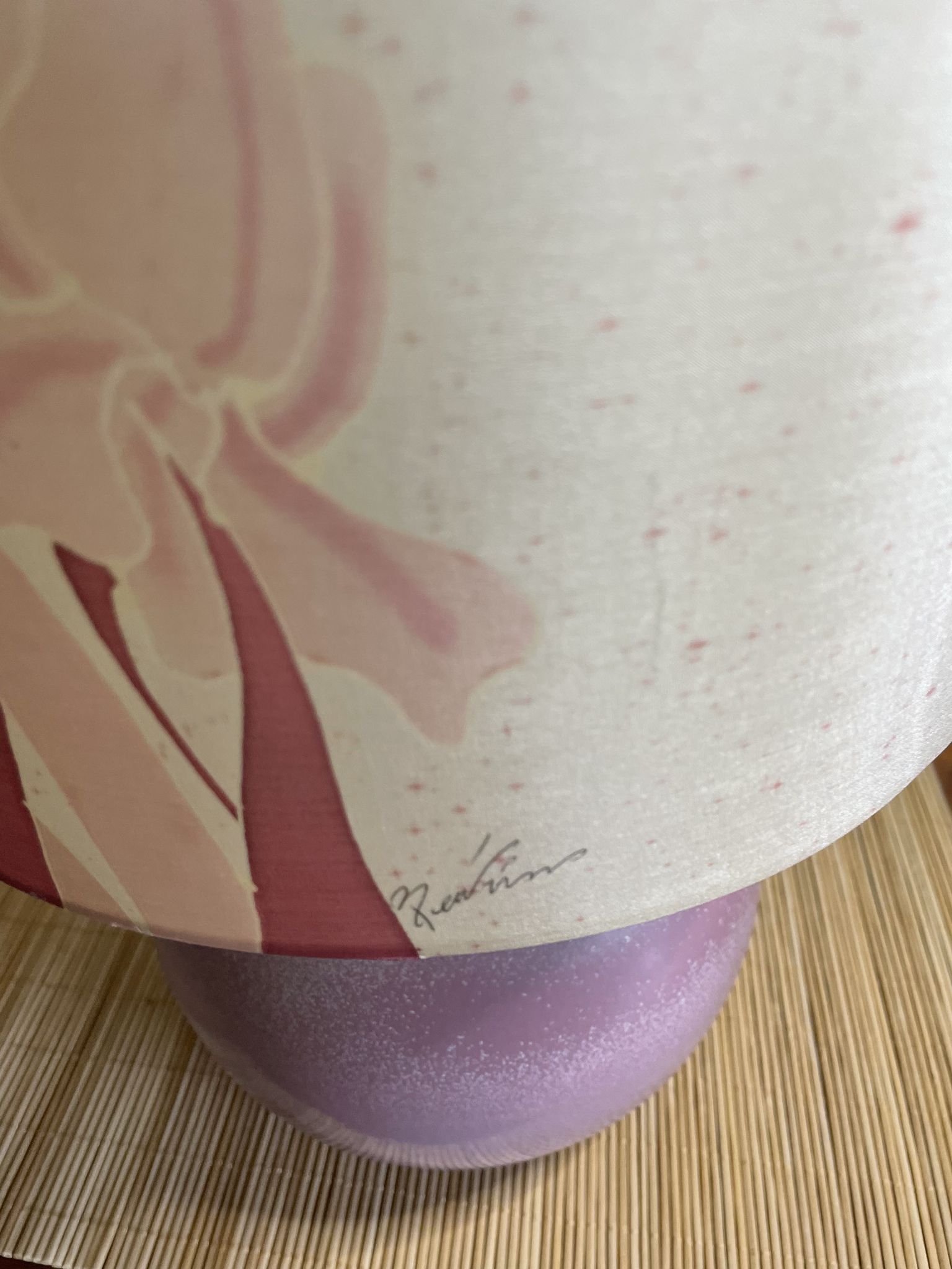Lampe céramique lilas décor iris et oiseaux