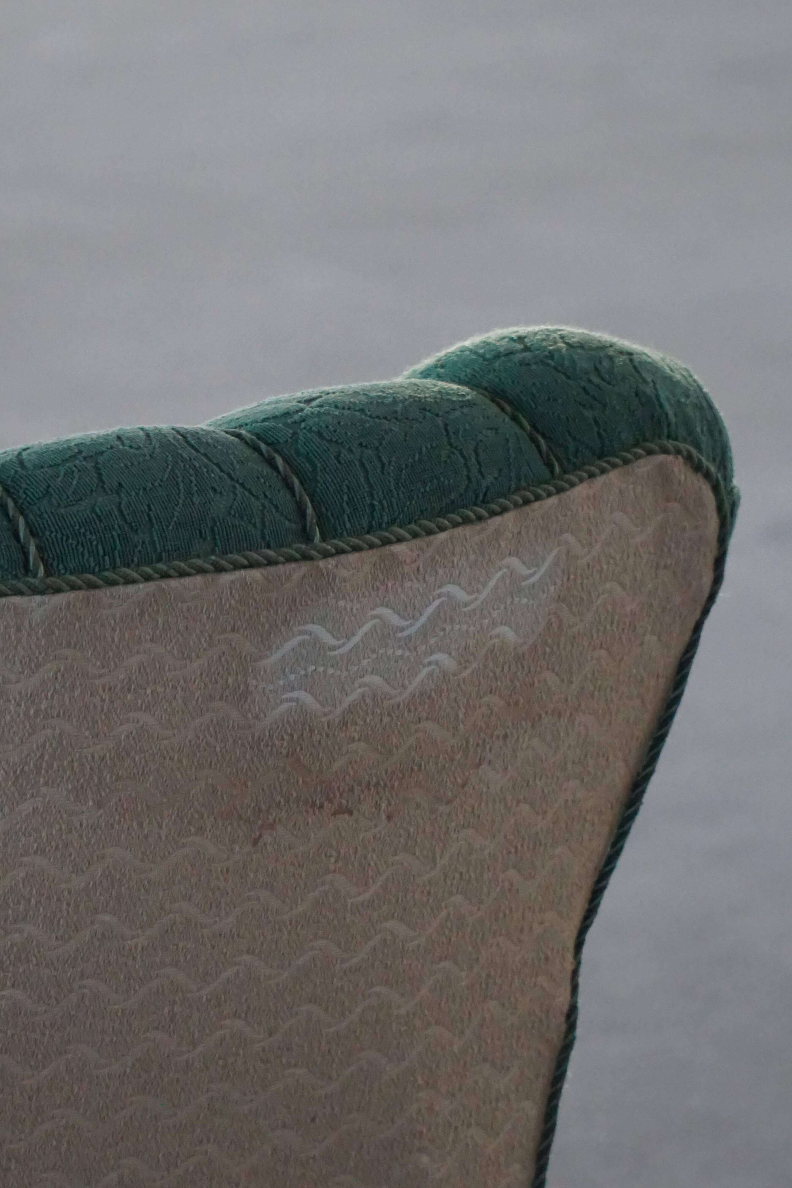 Pair of Art Deco lounge chairs, made by a Danish cabinetmaker, 1940s.