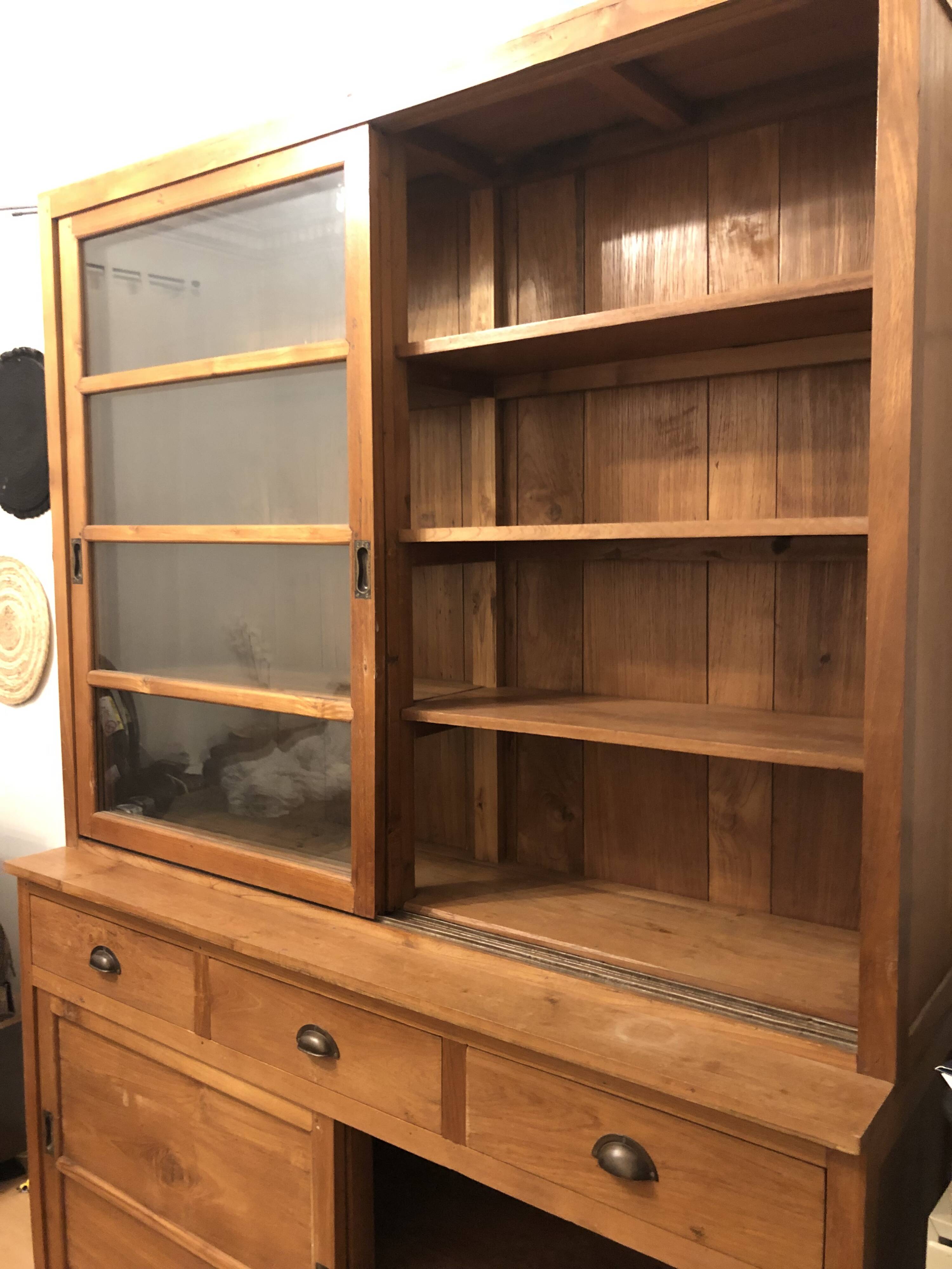 Pharmacy dresser type furniture