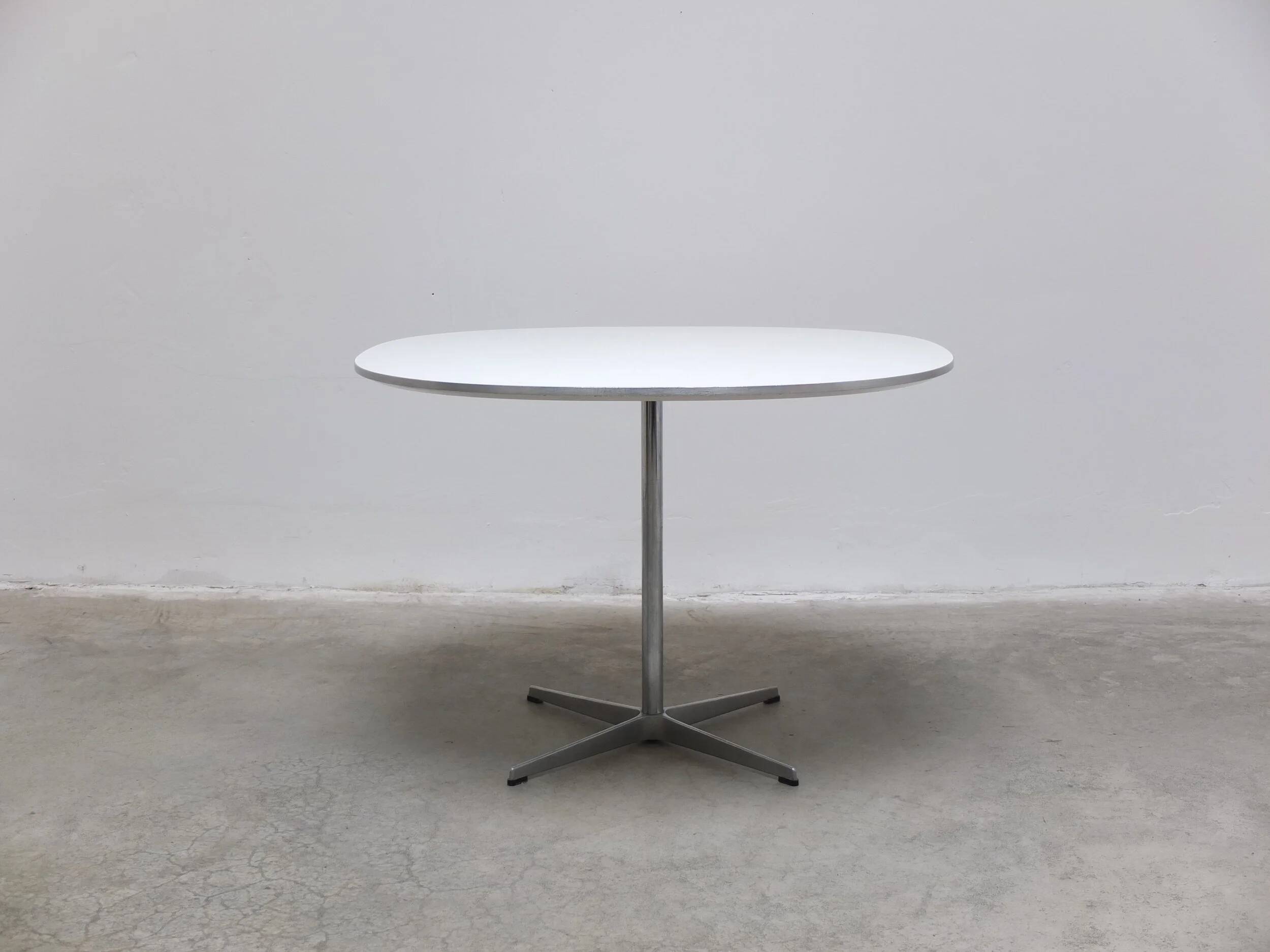 'Super-Circular' table by Piet Hein & Bruno Mathsson for Fritz Hansen, 1968