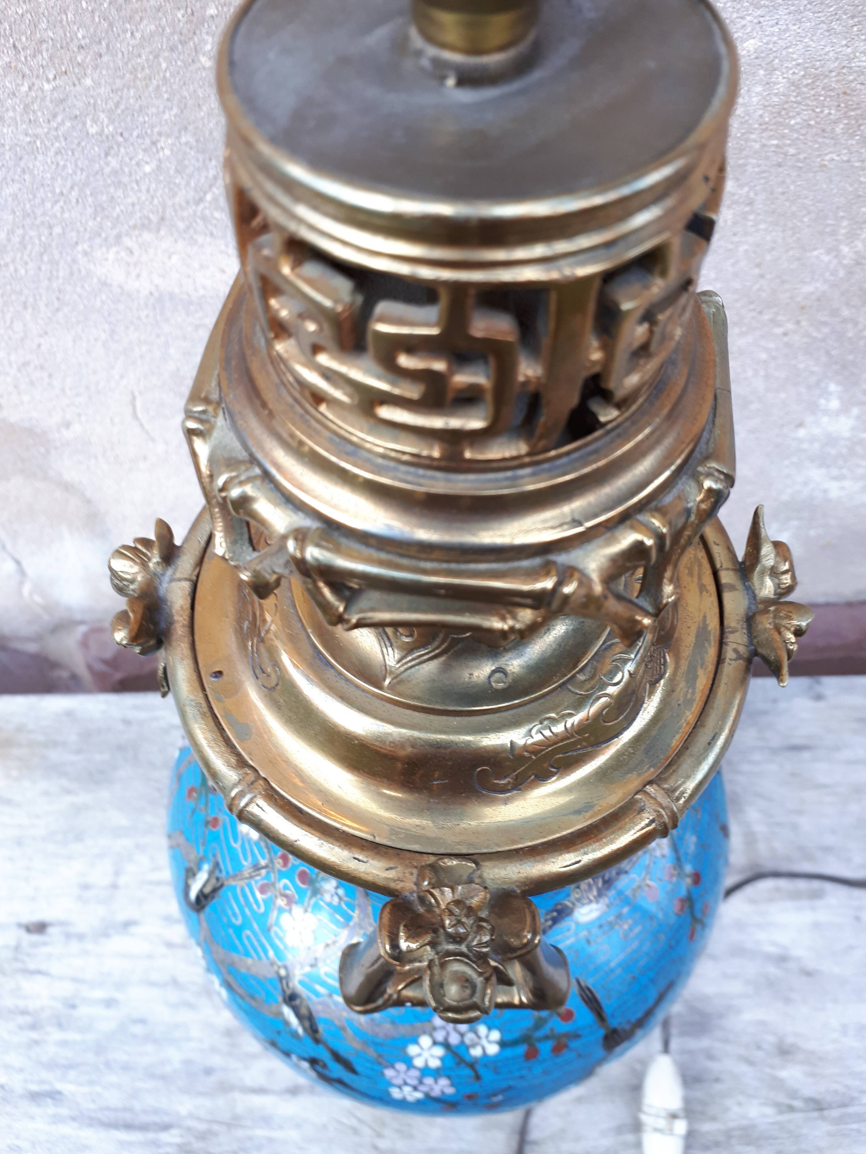 Chinese cloisonné enamel vase, China, late 19th century