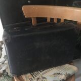 Suitcase reinforced cardboard