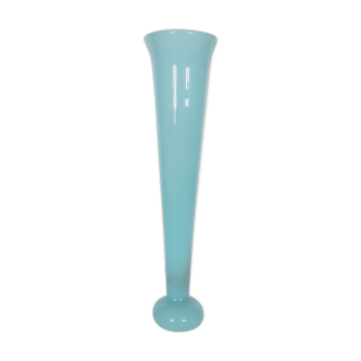 Vase soliflore en opaline