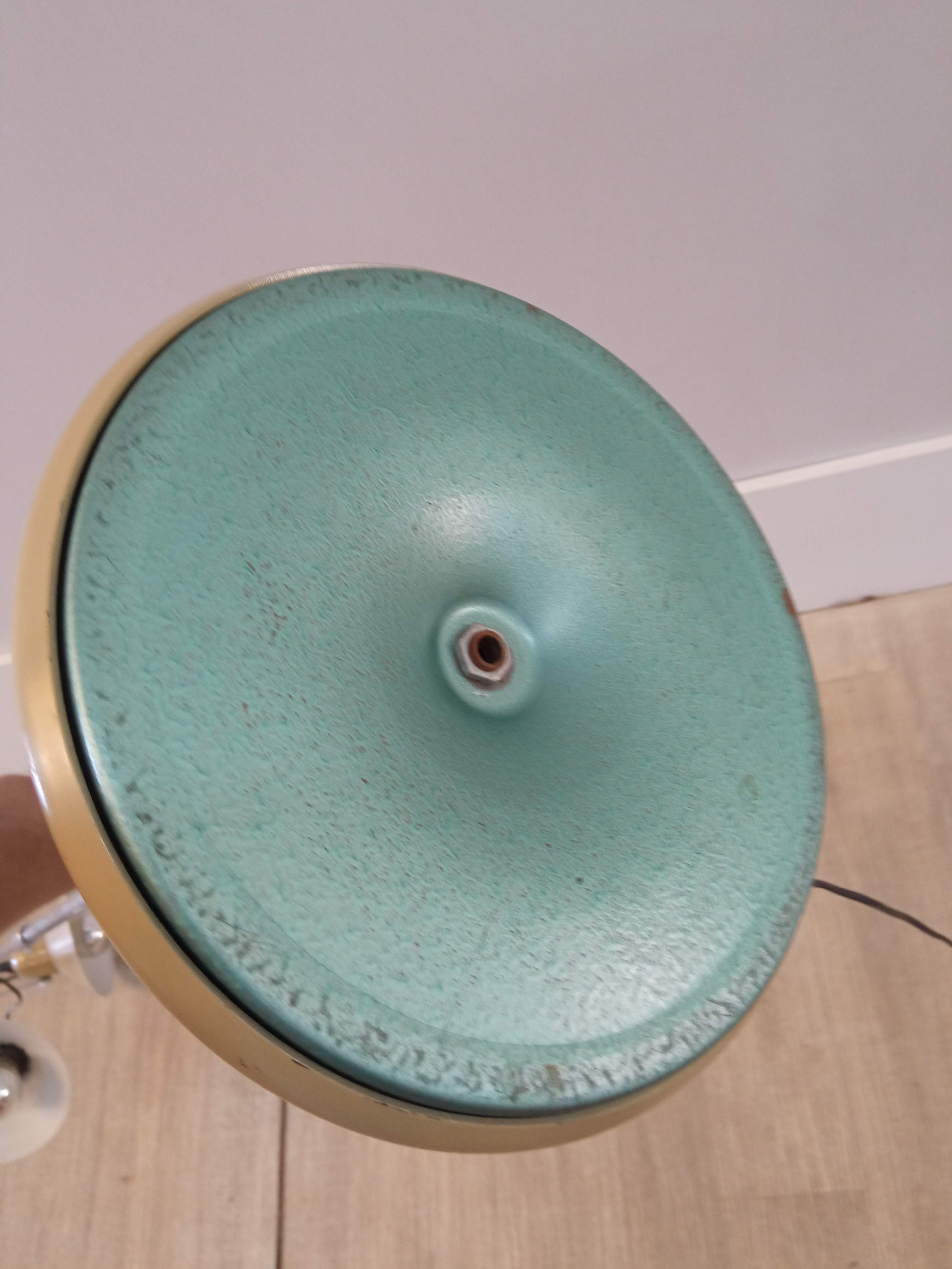 Two-burner floor lamp from the 60s and 70s