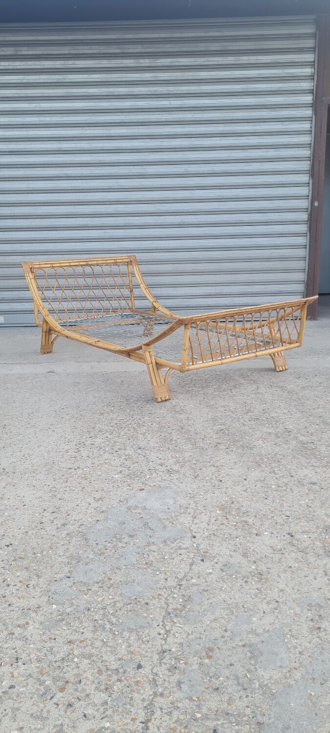 Ondaflex rattan bed 1960