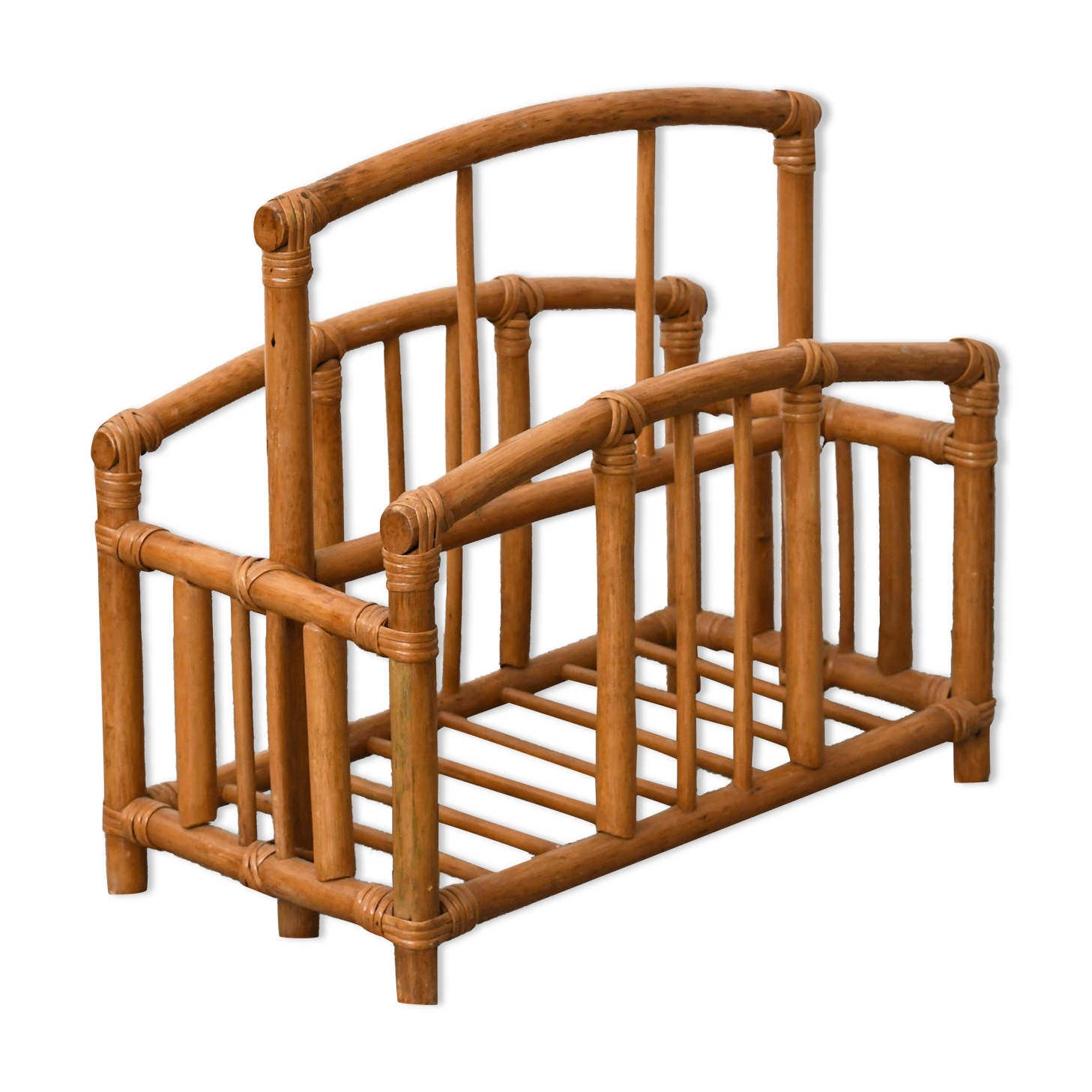 Bamboo rattan magazine door
