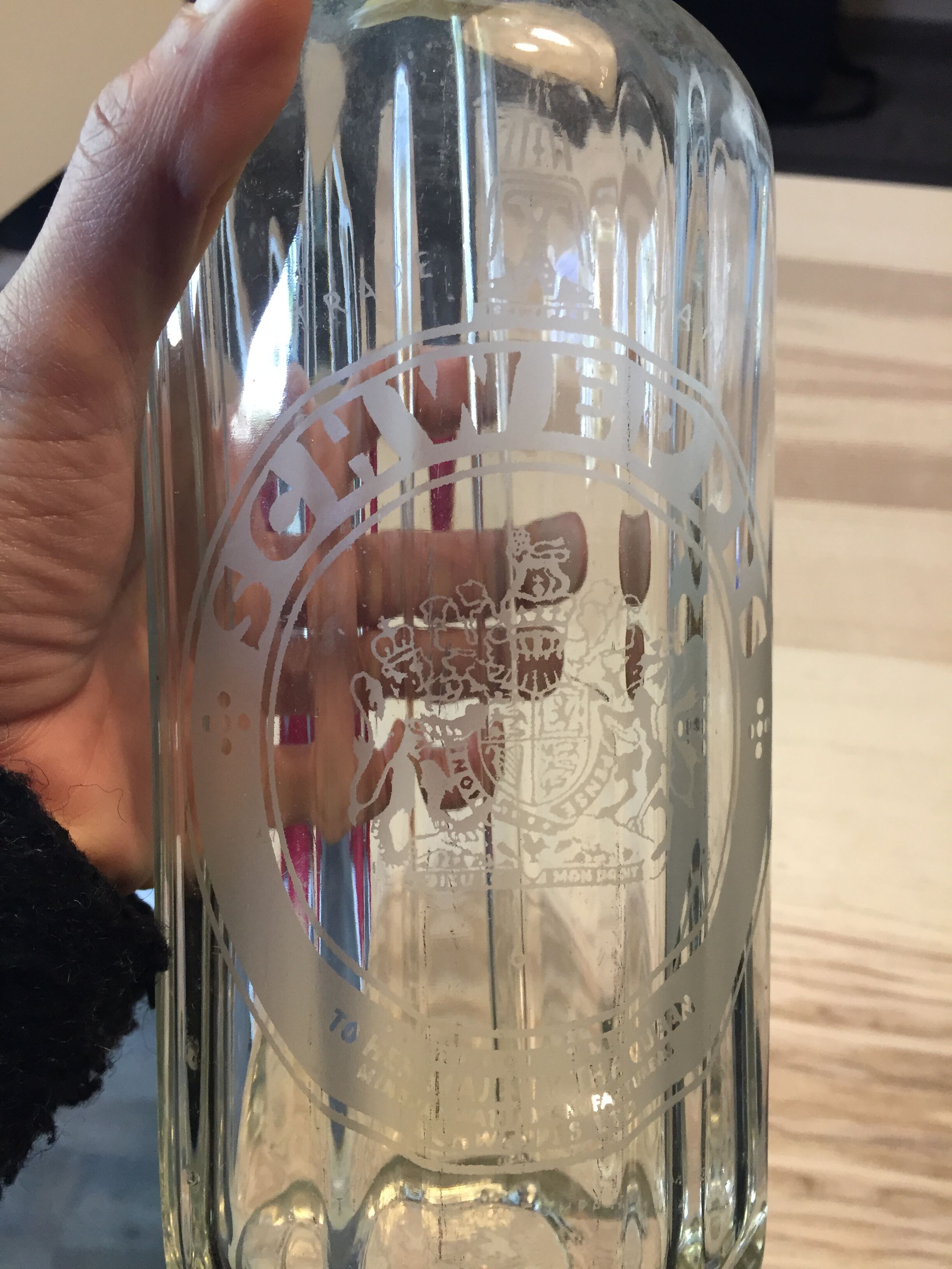 Siphon Eau de Seltz Schweppes