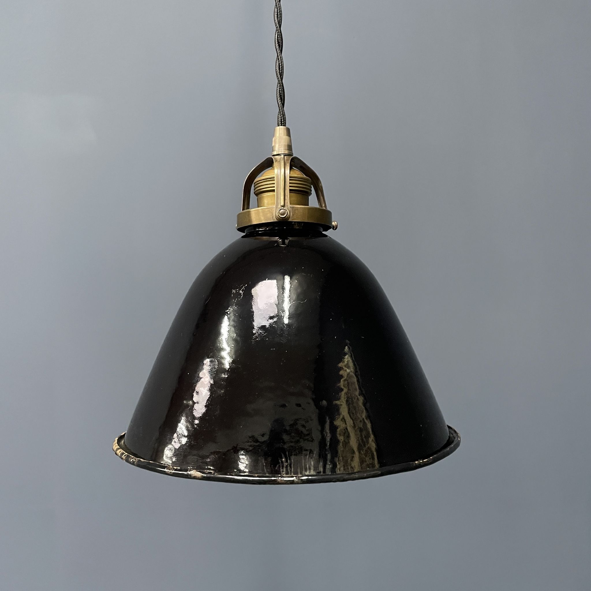 Small size black enamel hanging lamp with brass fixture