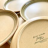 10 flat stoneware plates