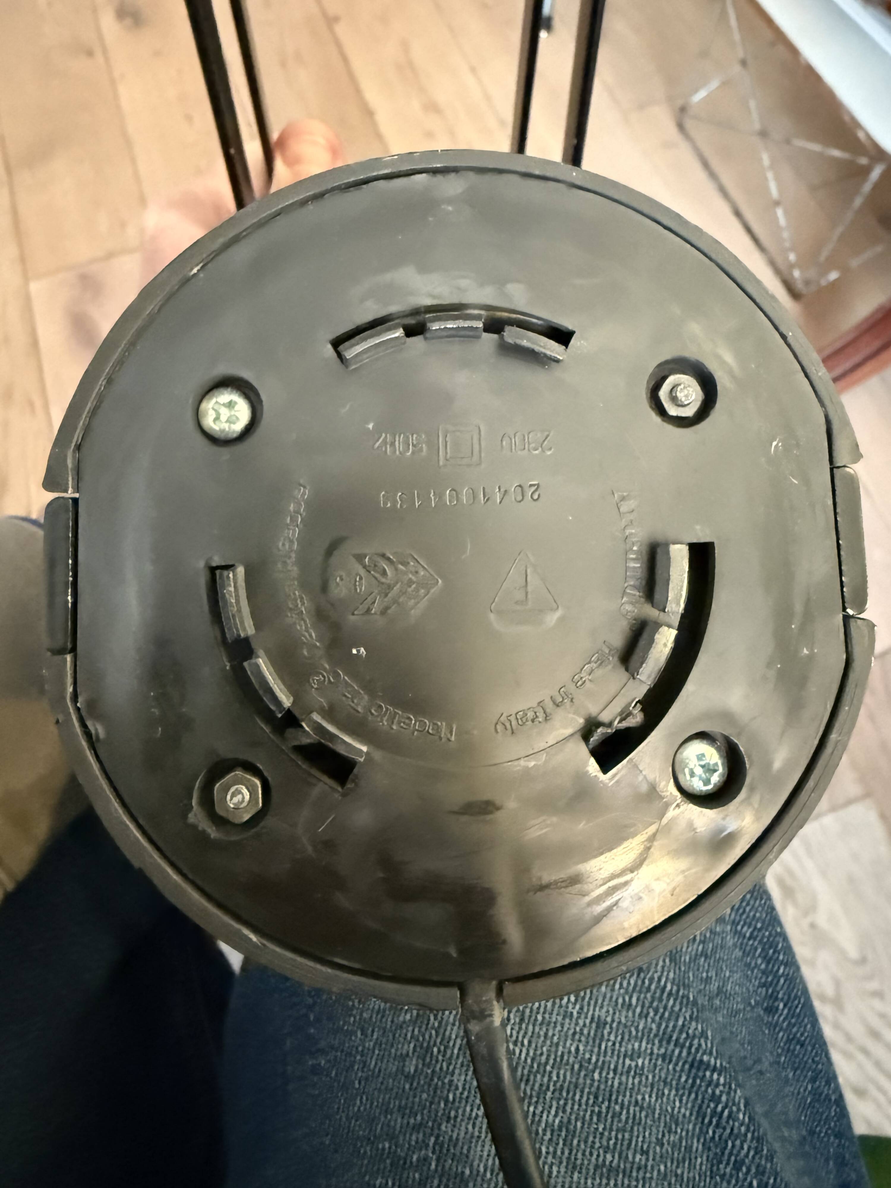 lampe TIZIO Artemide italian design Starck Richard Sapper Memphis