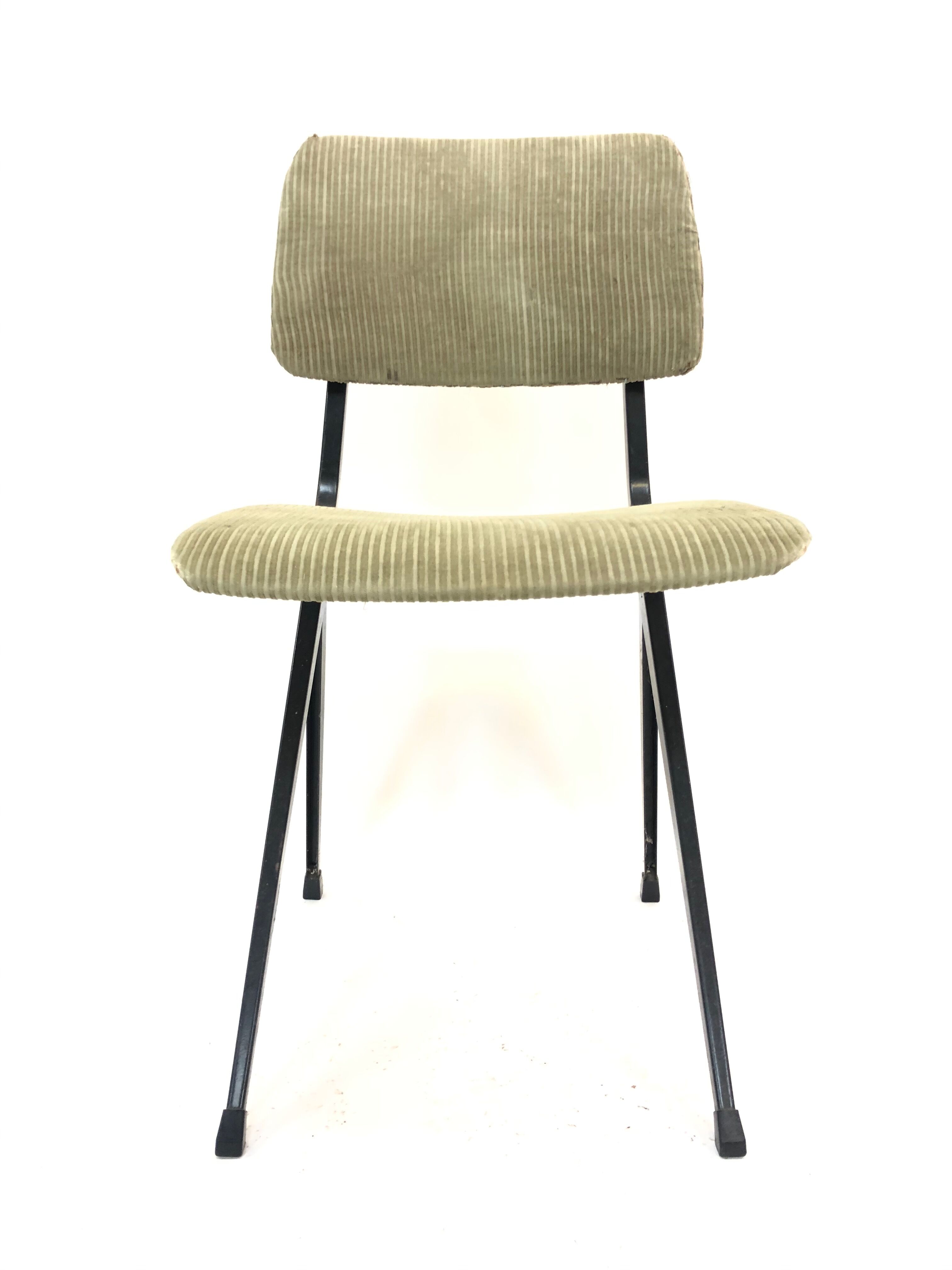 Spin Chair 102 Ynske Kooistra chair for Marko Holland Netherlands of the 60s