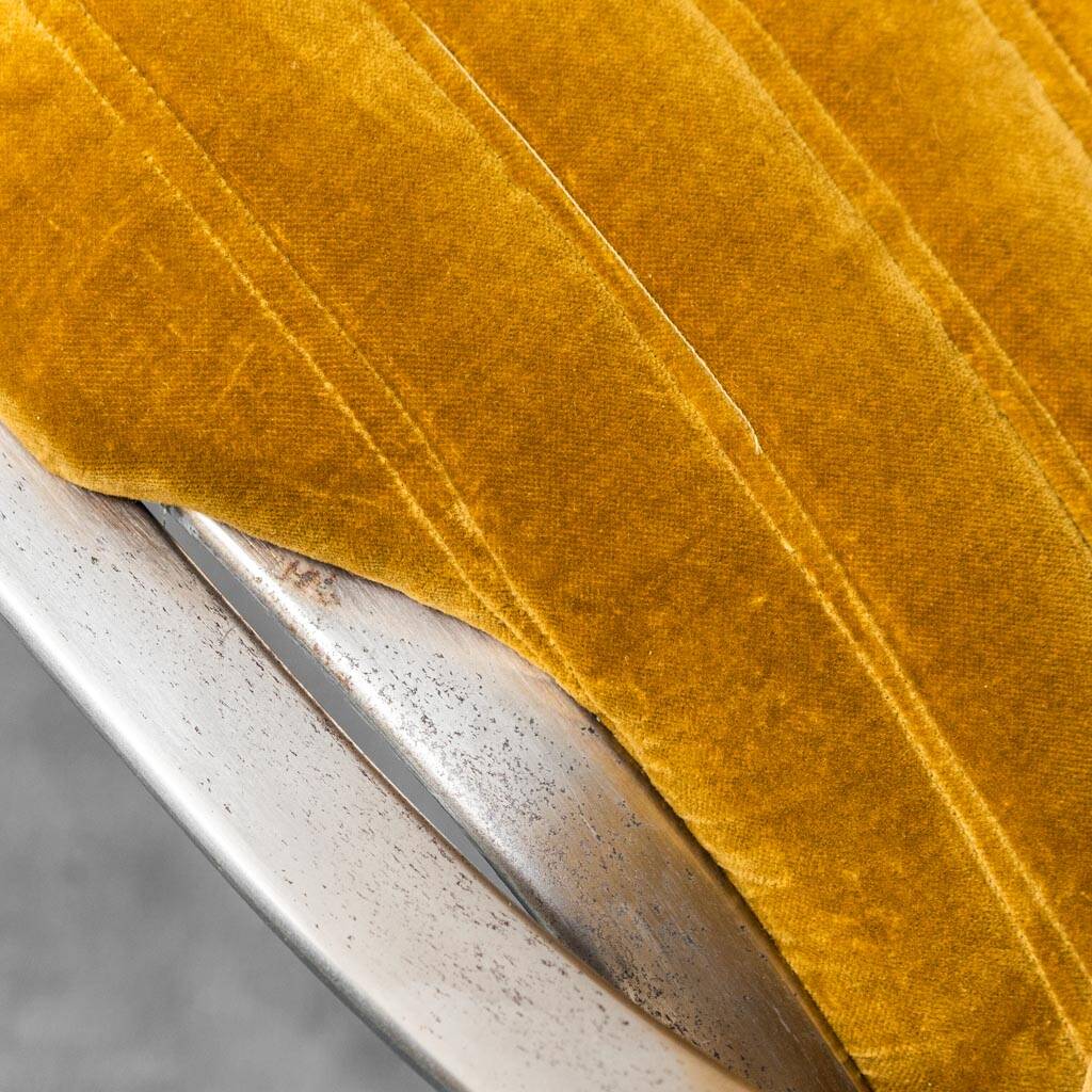 Ensemble de 4 chaises en métal velours jaune 1970 vintage modernisme