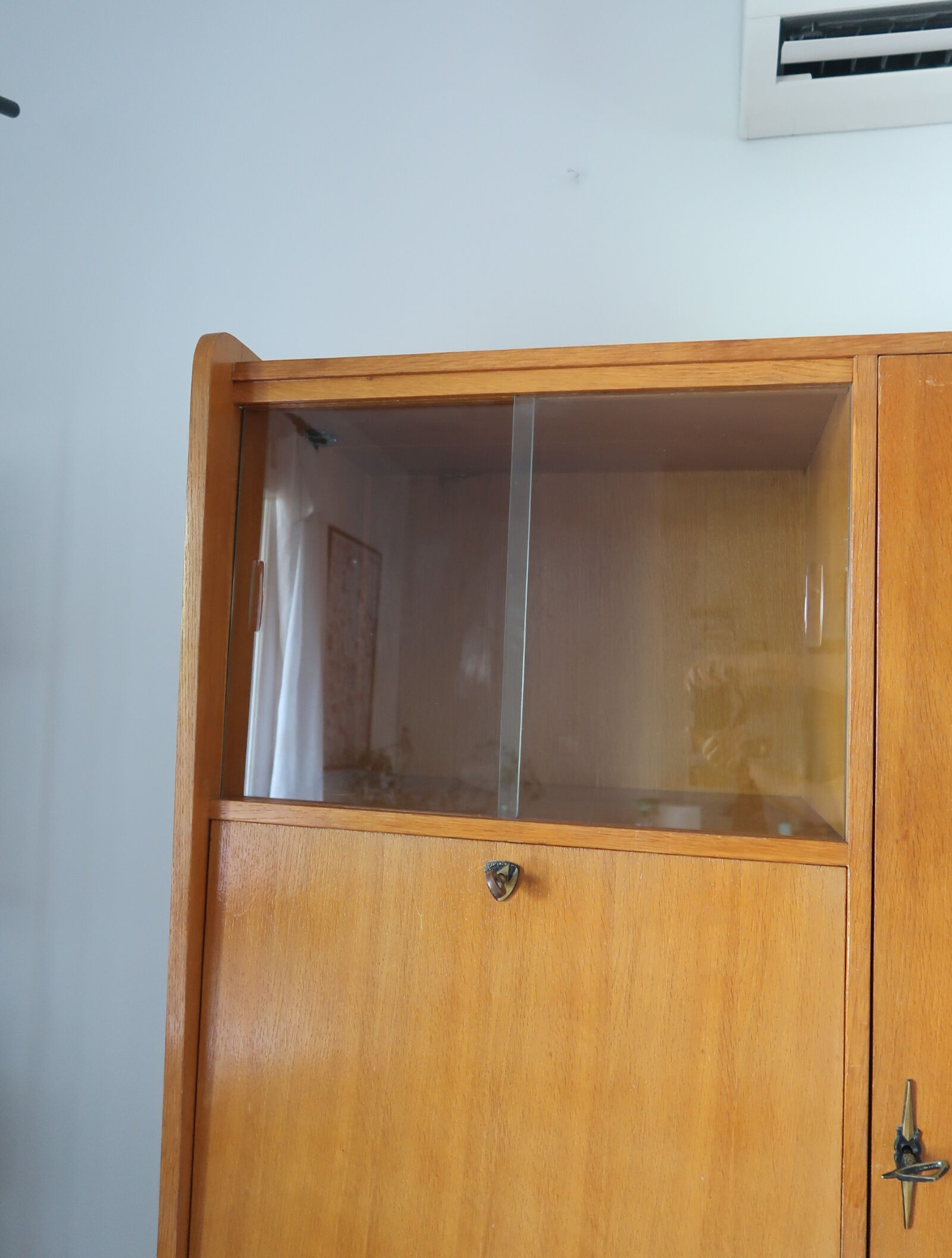 Armoire secrétaire