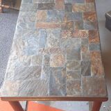 Table basse plateau carreau pierre nature pieds acier art deco