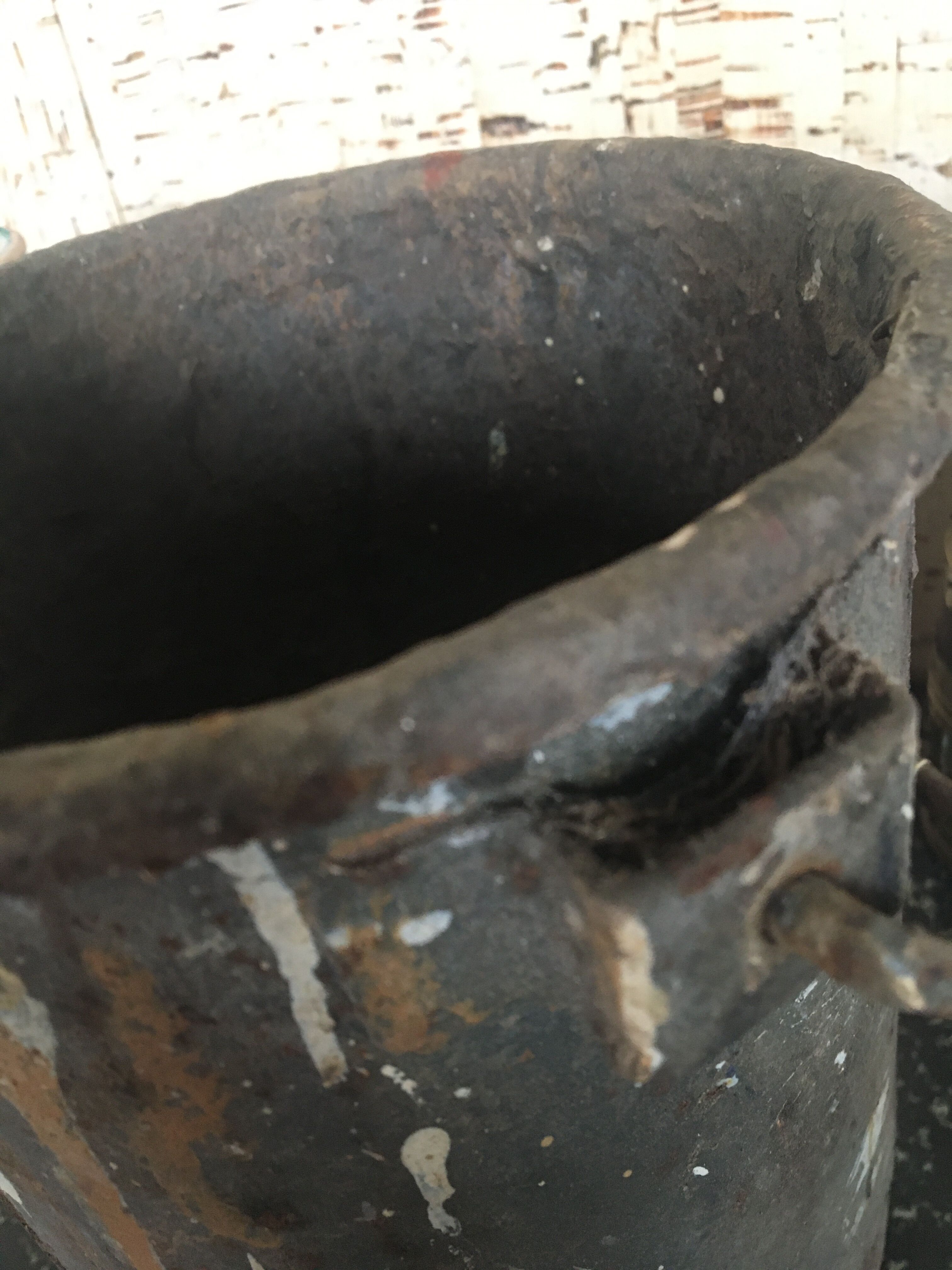 Metal painter bucket