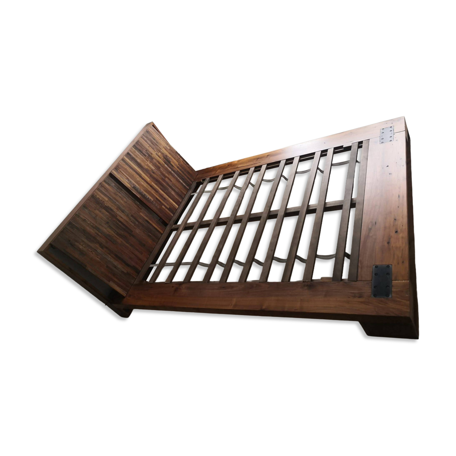 Wooden bed (peroba & black walnut) US Queen Size