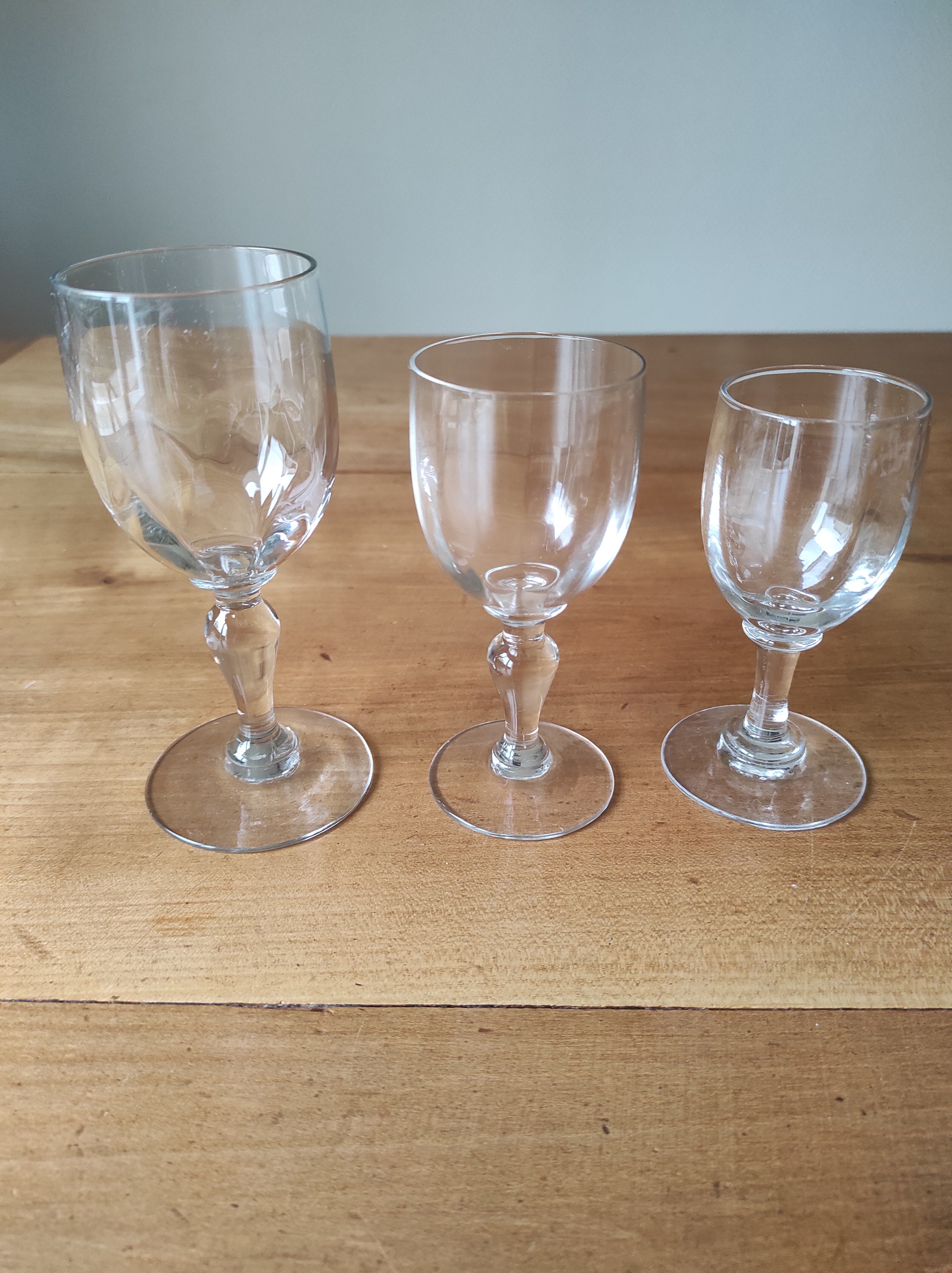 Lot de 3 verres anciens