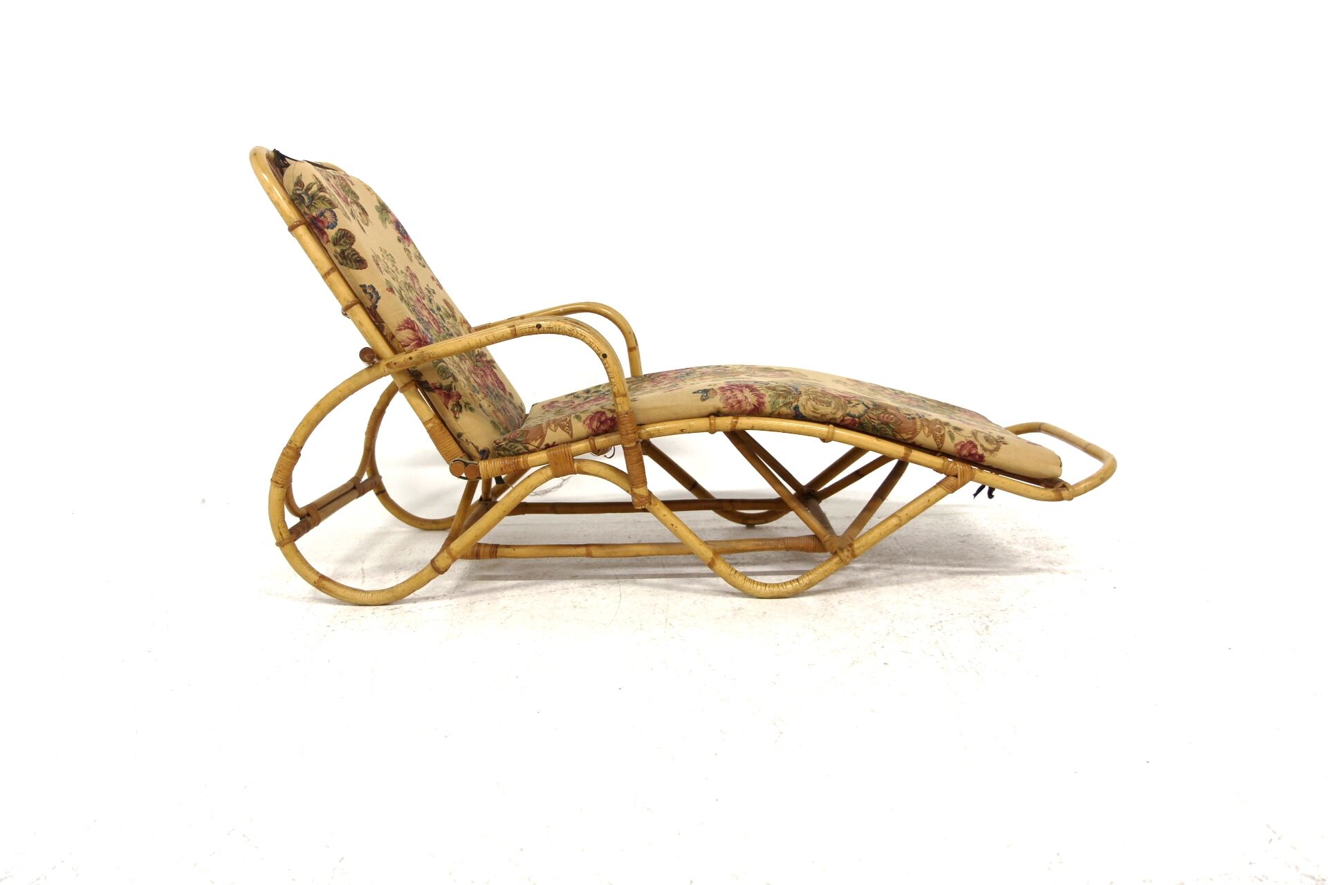 Rattan chaise longue, Sweden, 1960