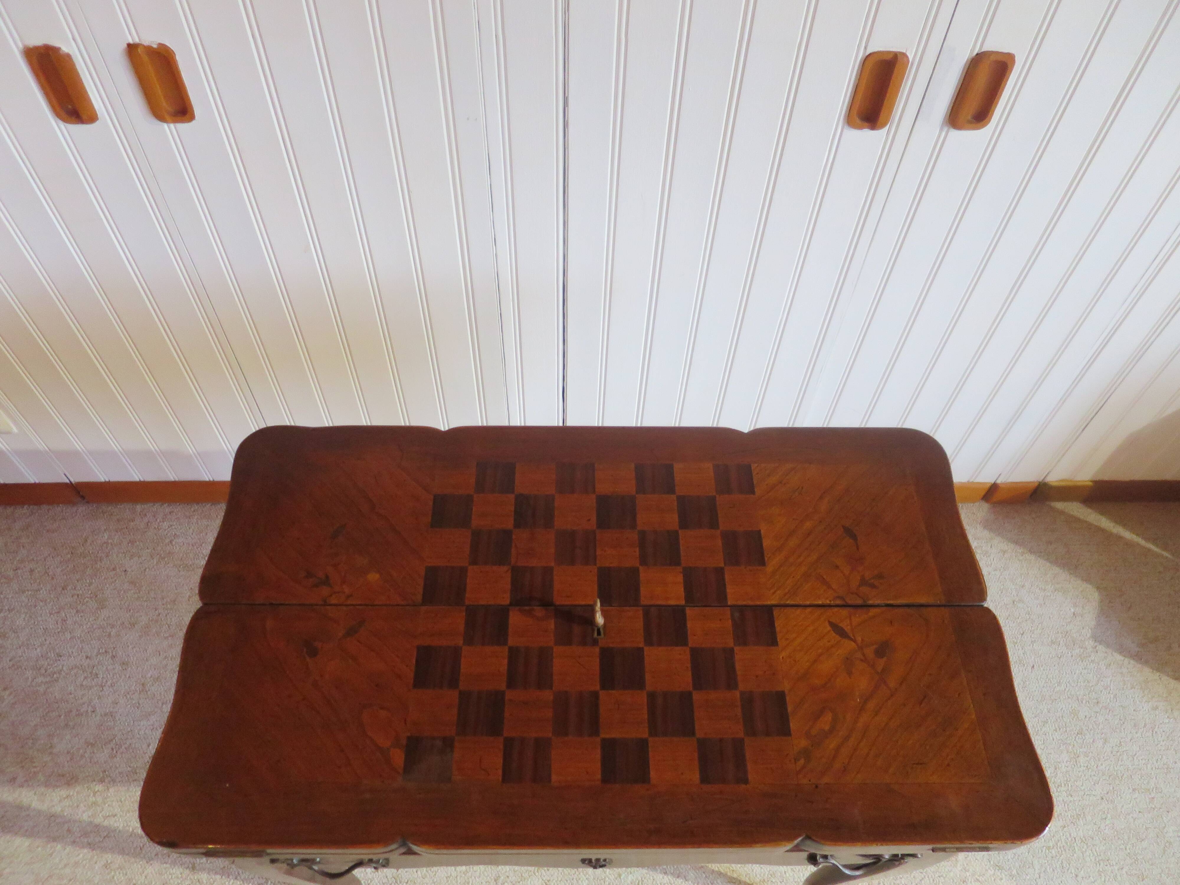 Secretary with mechanism - 4 secret drawers - lock - marquetry chessboard - 1950
