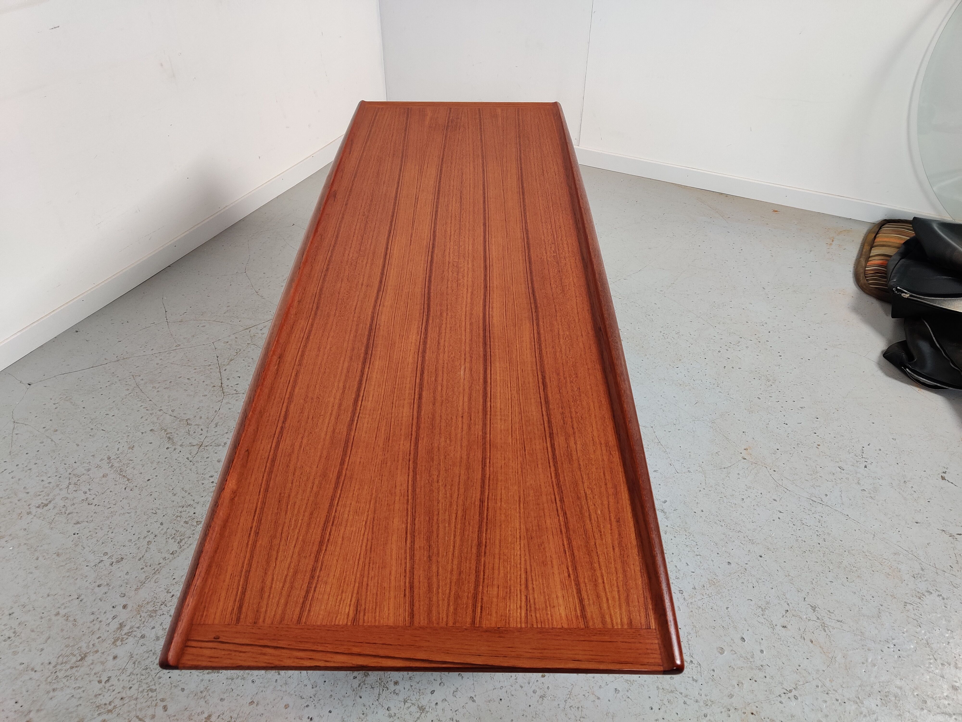 Scandinavian coffee table in Grete Jalk teak for Glostrup, Denmark 60s