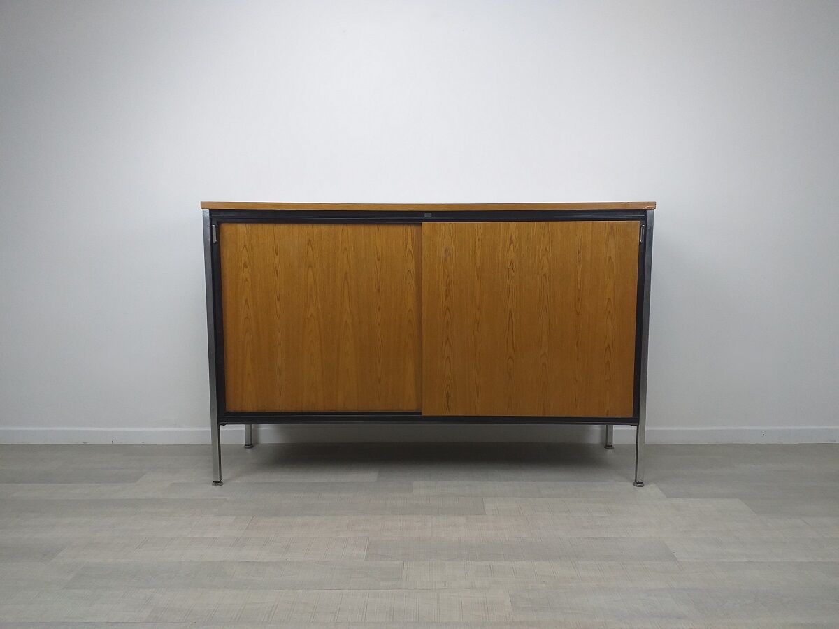 Sideboard storage modernist design 70s vintage oak metal