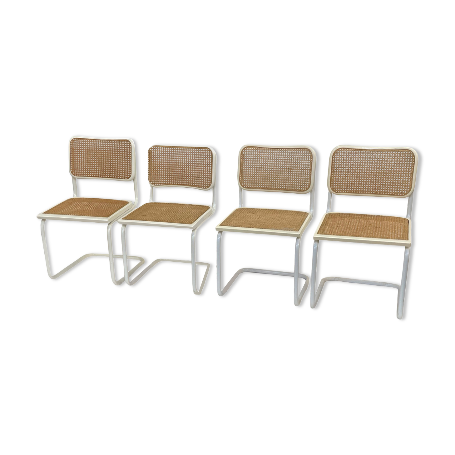 Set of 4 Cesca b32 model chairs in white