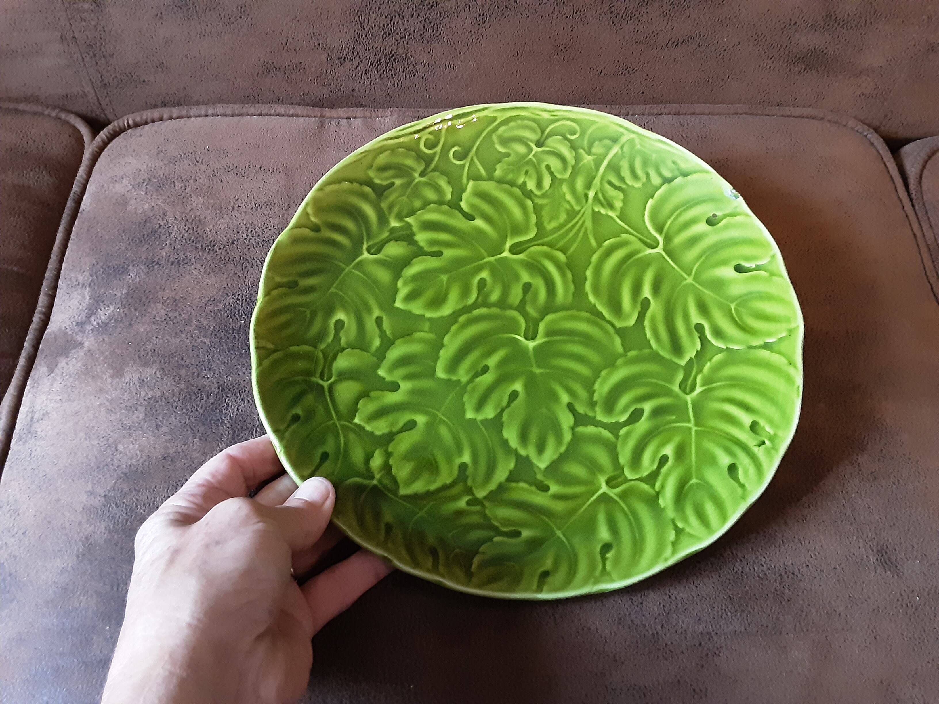 Small original round dish