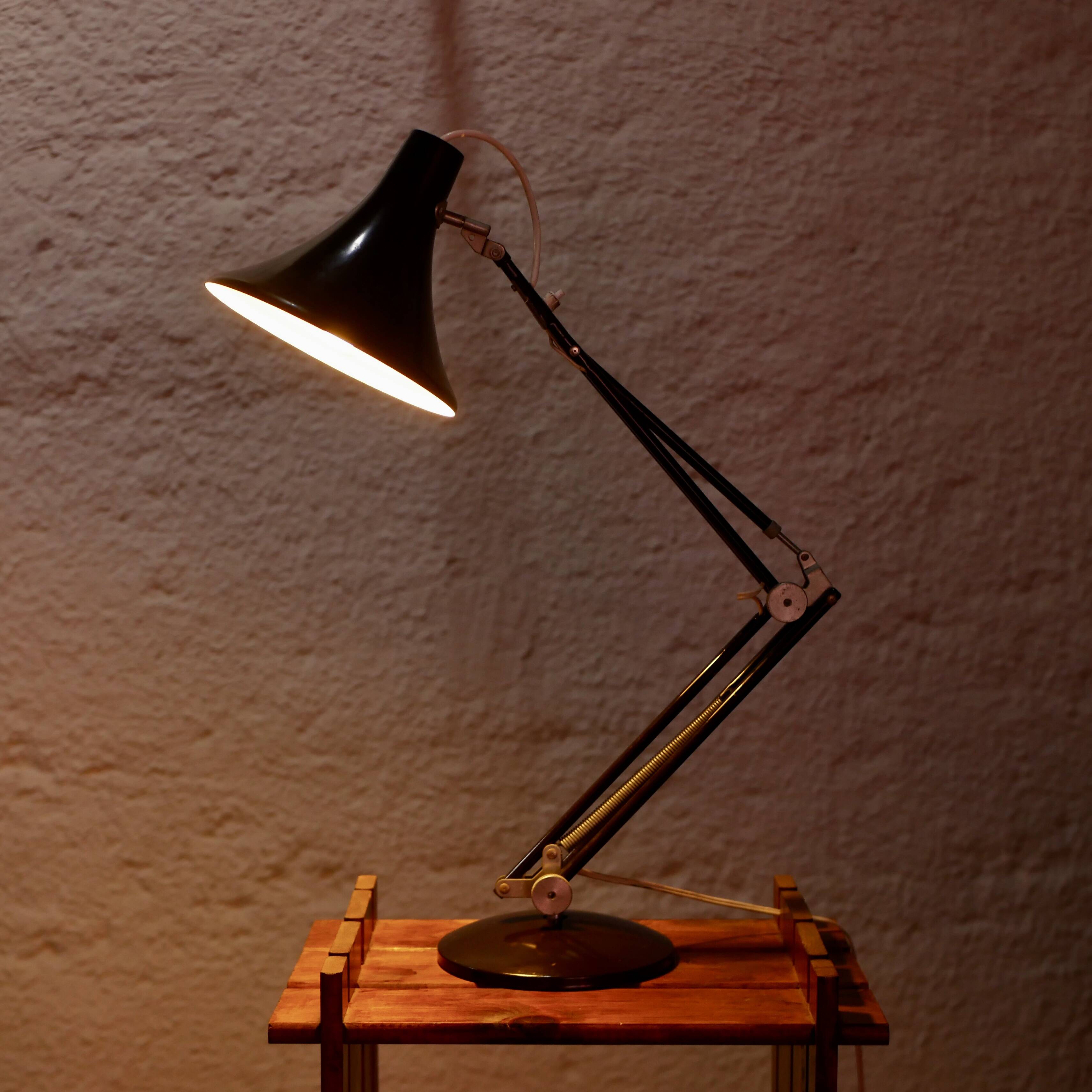 Articulated desk lamp from the 70s