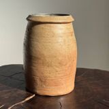 Large matte stoneware oval pot with beige handle H21 D12