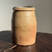 Pot ovale en grès mat beige, 1 anse