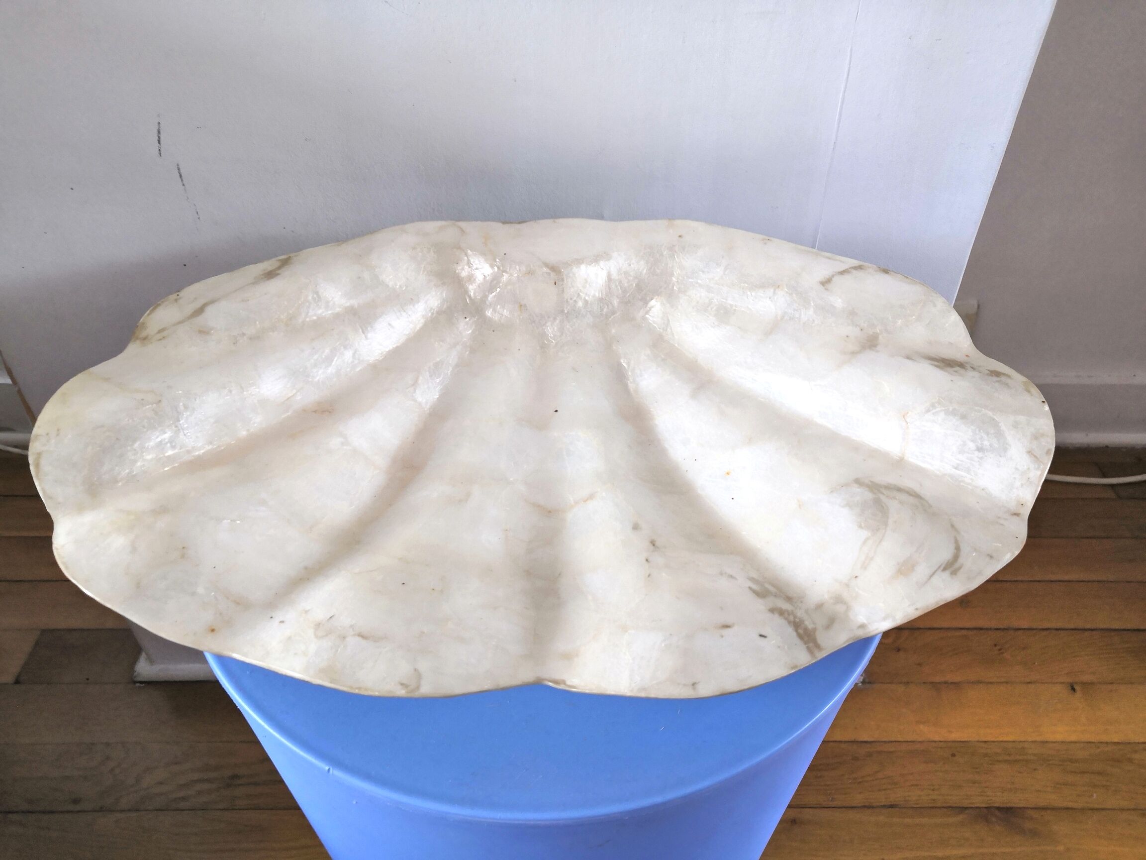 Mother-of-pearl tray design 60s - 70s