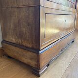 Bonnetière wardrobe