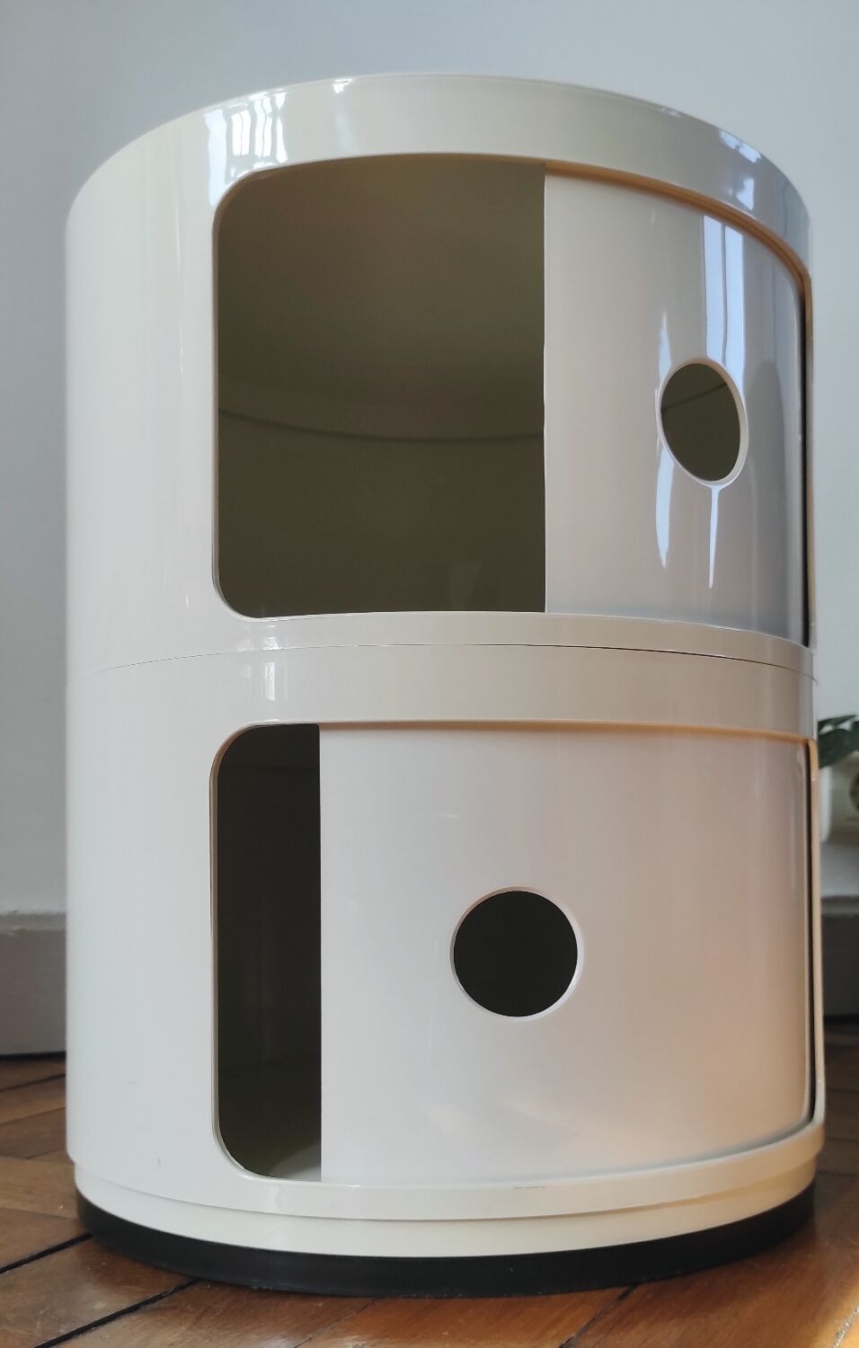 Pair of vintage white/cream Componibili bedside tables - Kartell