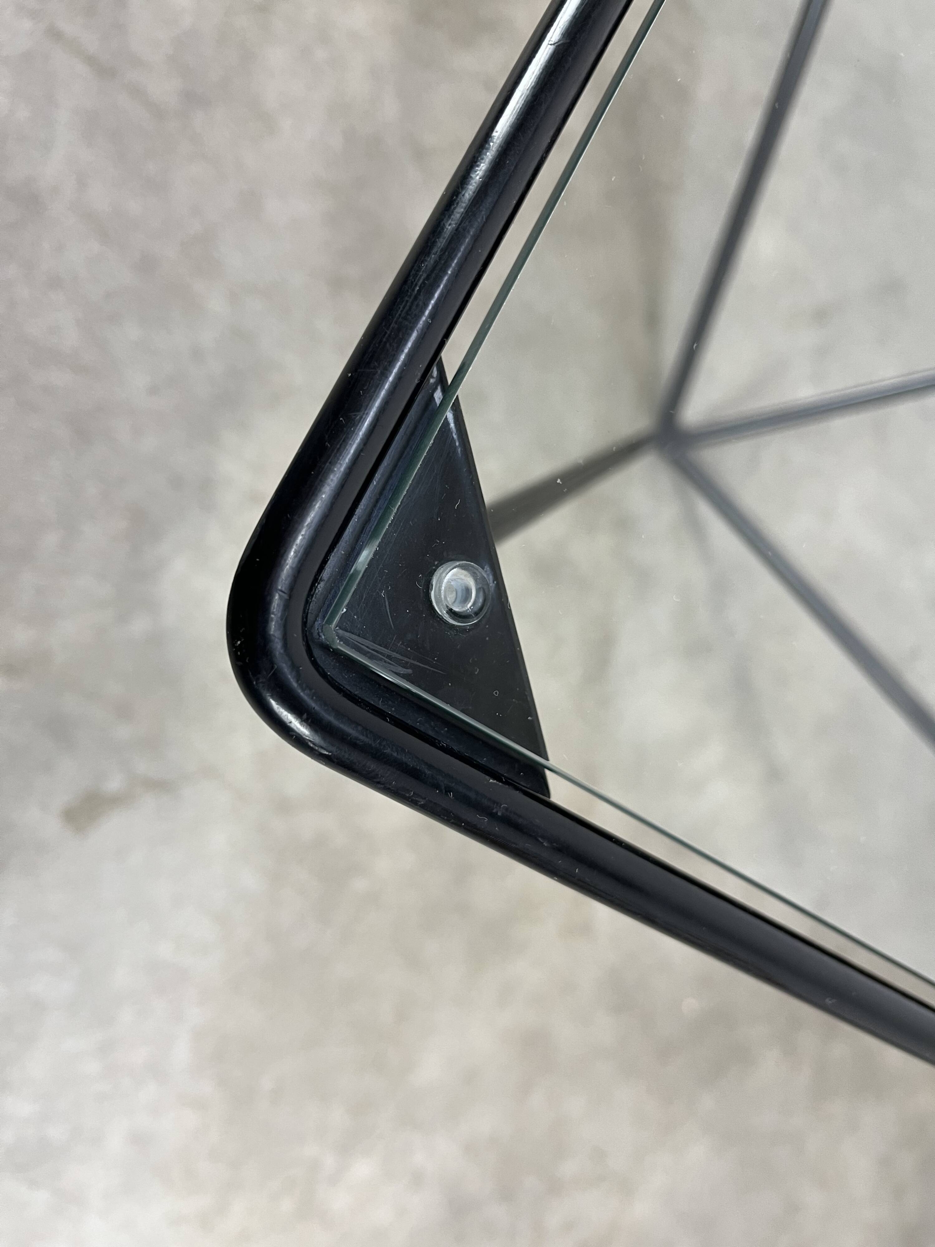 Pyramidal coffee table in steel wire and glass in the style of Piva